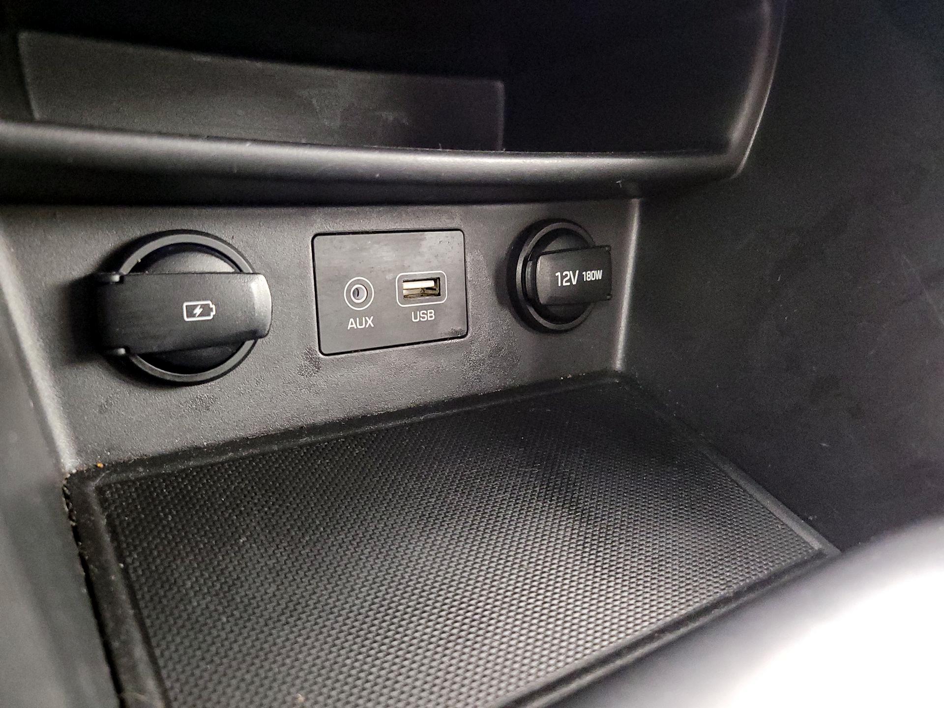 Thumbnail: 2020 Hyundai Kona - 18