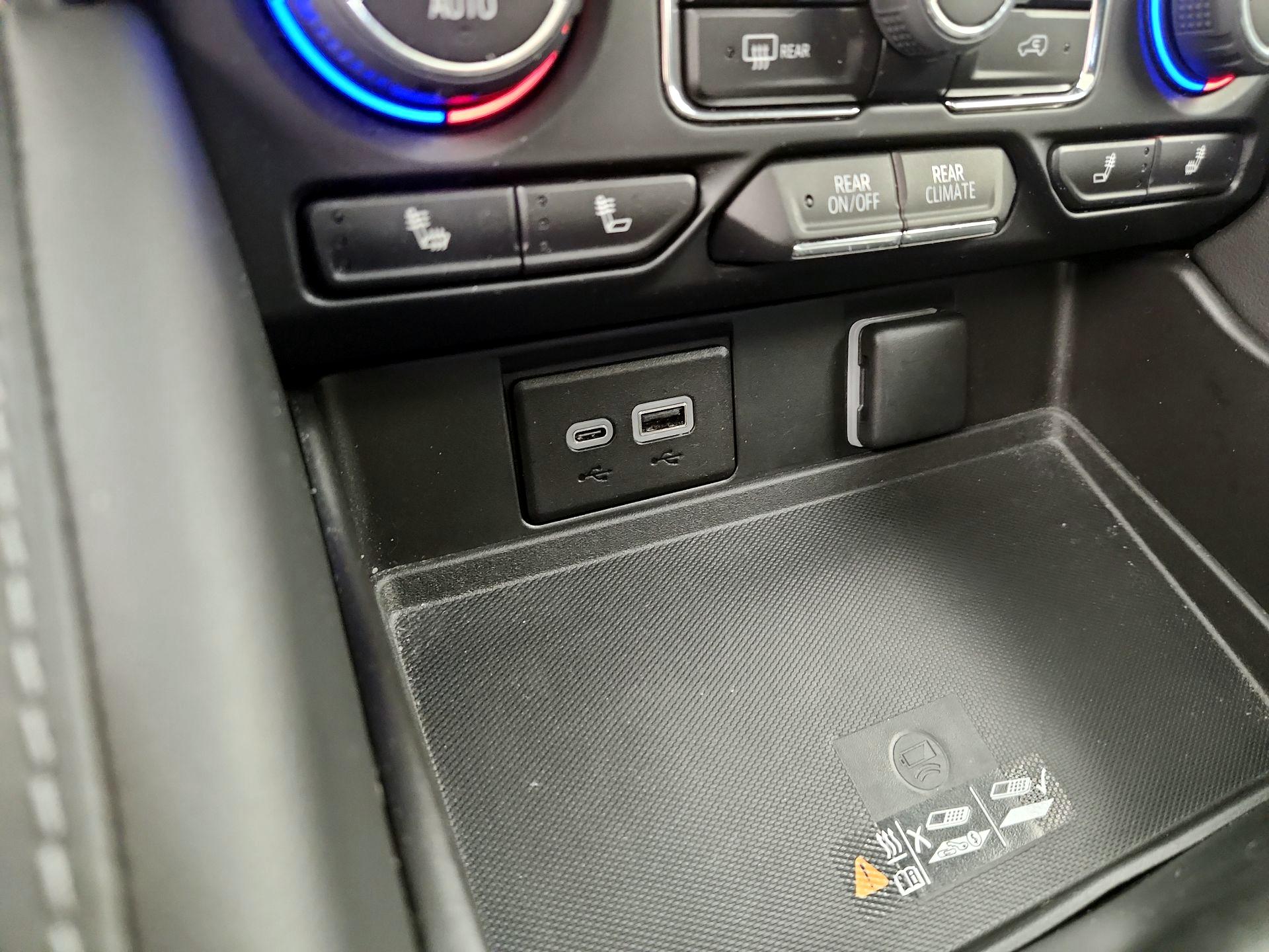 Thumbnail: 2023 Chevrolet Tahoe - 18