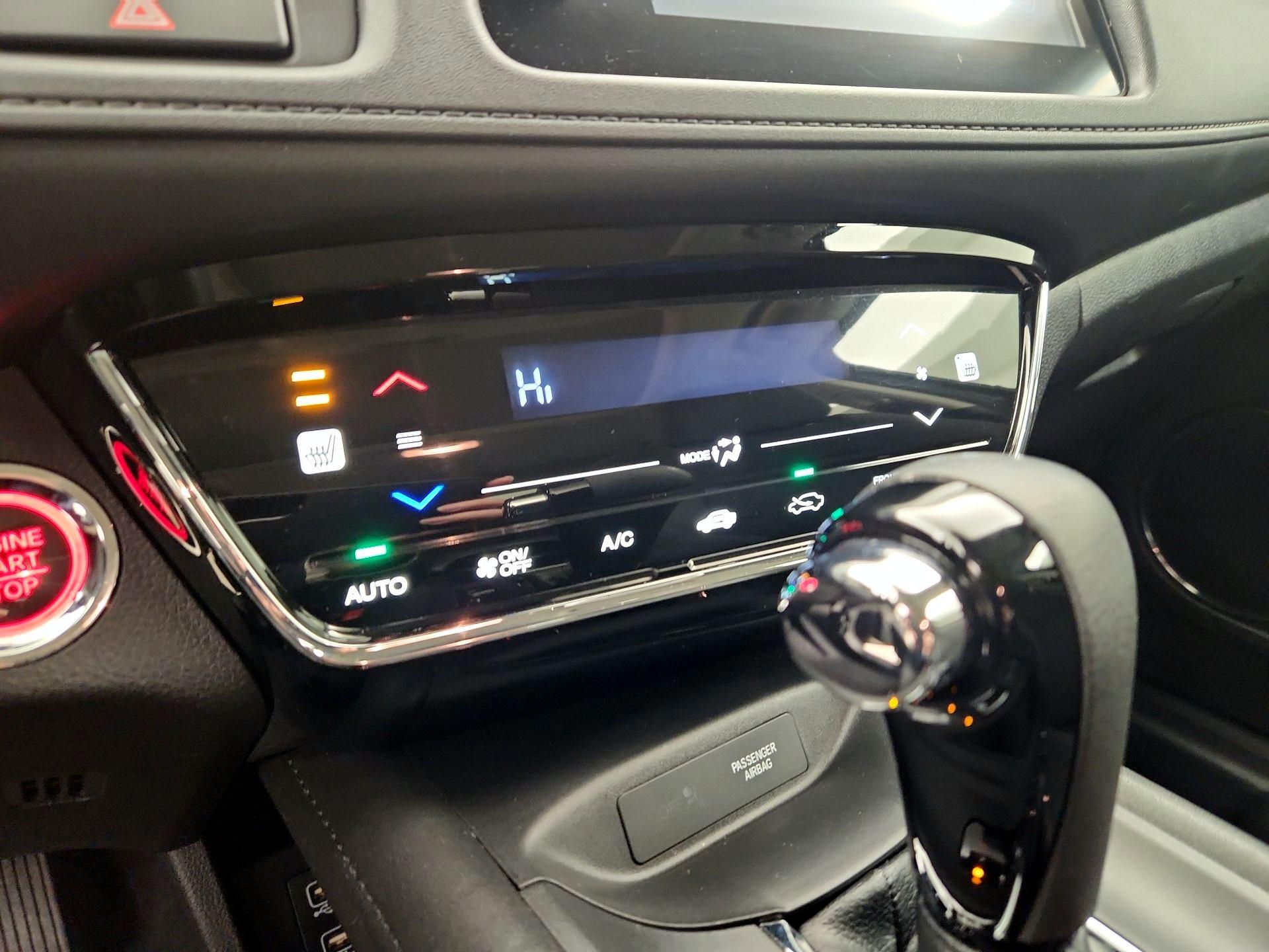 Thumbnail: 2019 Honda HR-V - 16