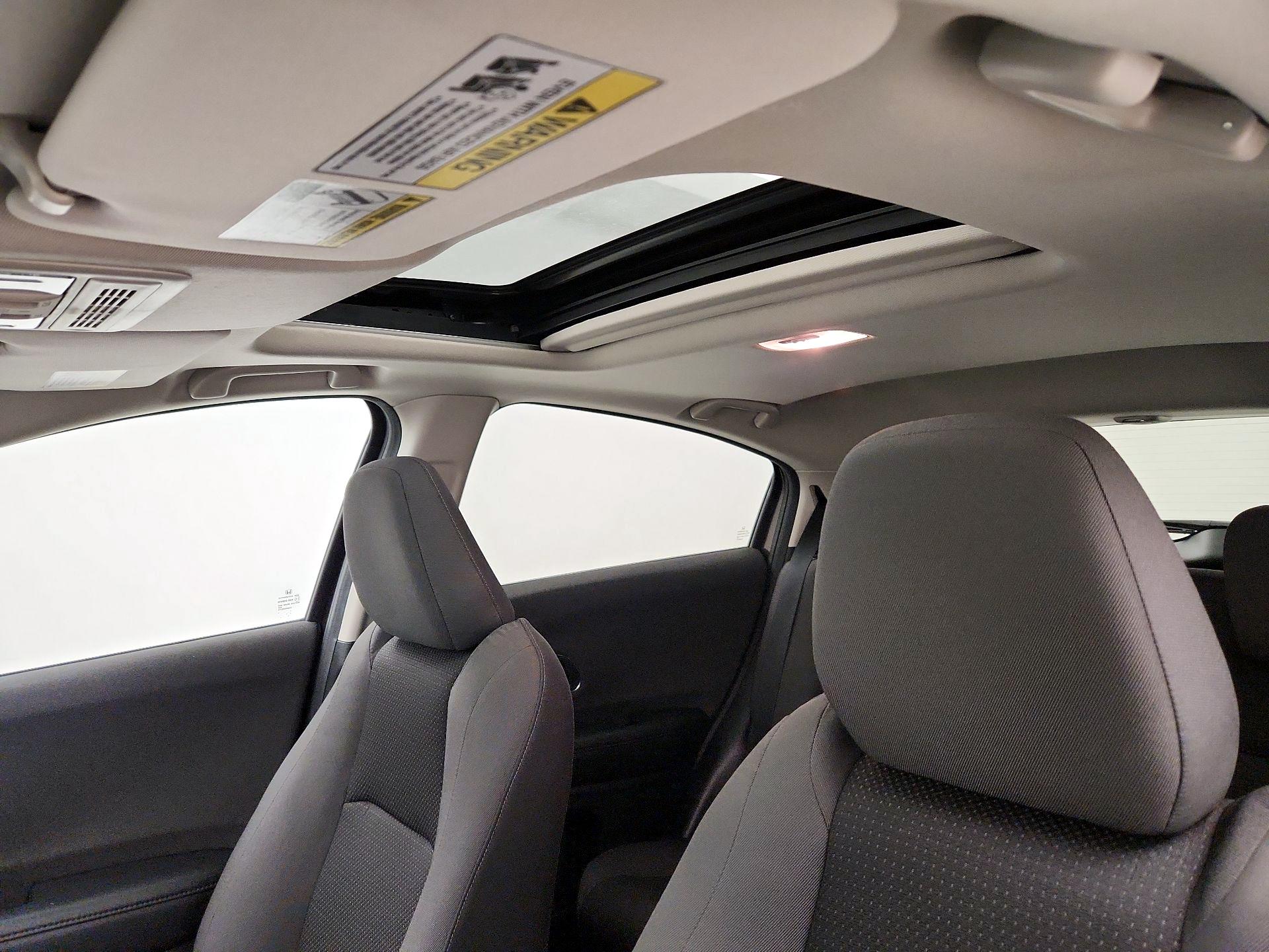 Thumbnail: 2019 Honda HR-V - 19