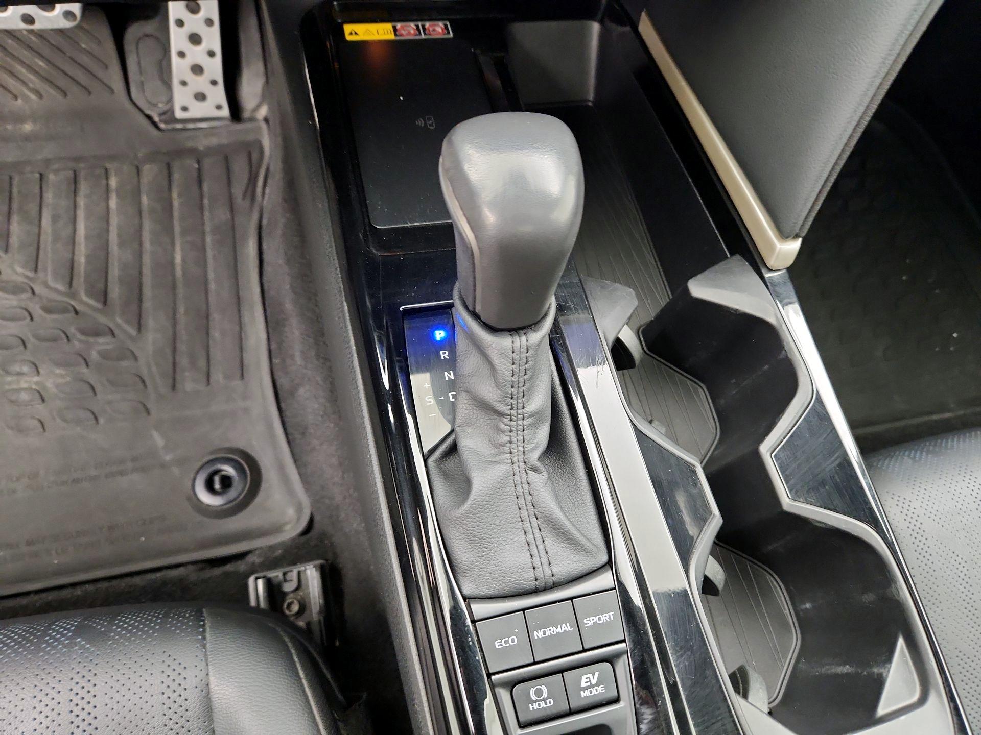 Thumbnail: 2025 Toyota Camry - 17