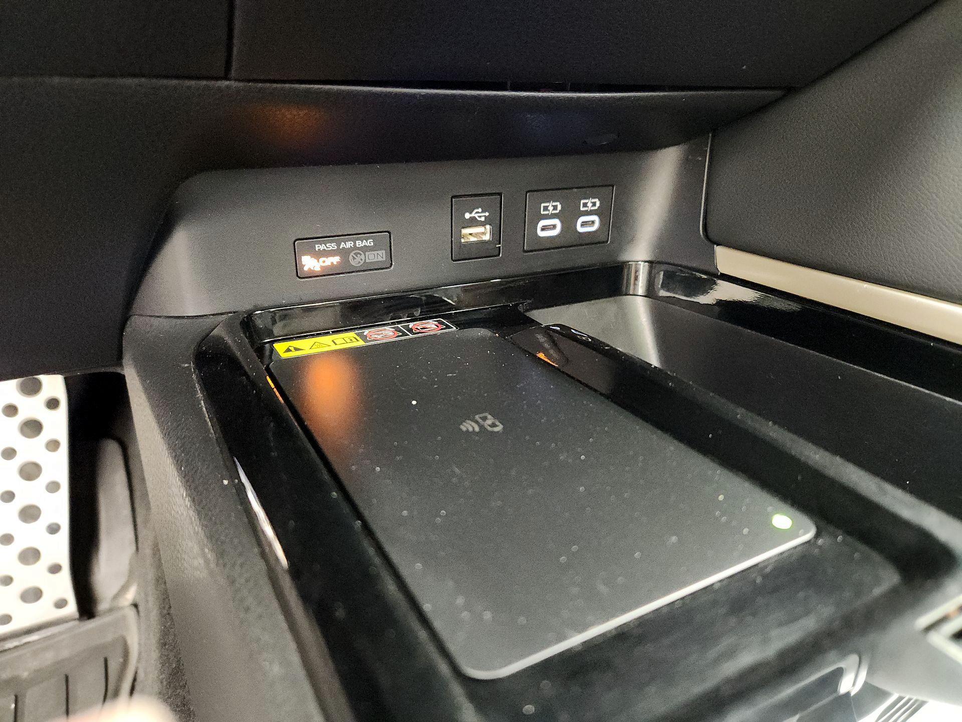 Thumbnail: 2025 Toyota Camry - 18