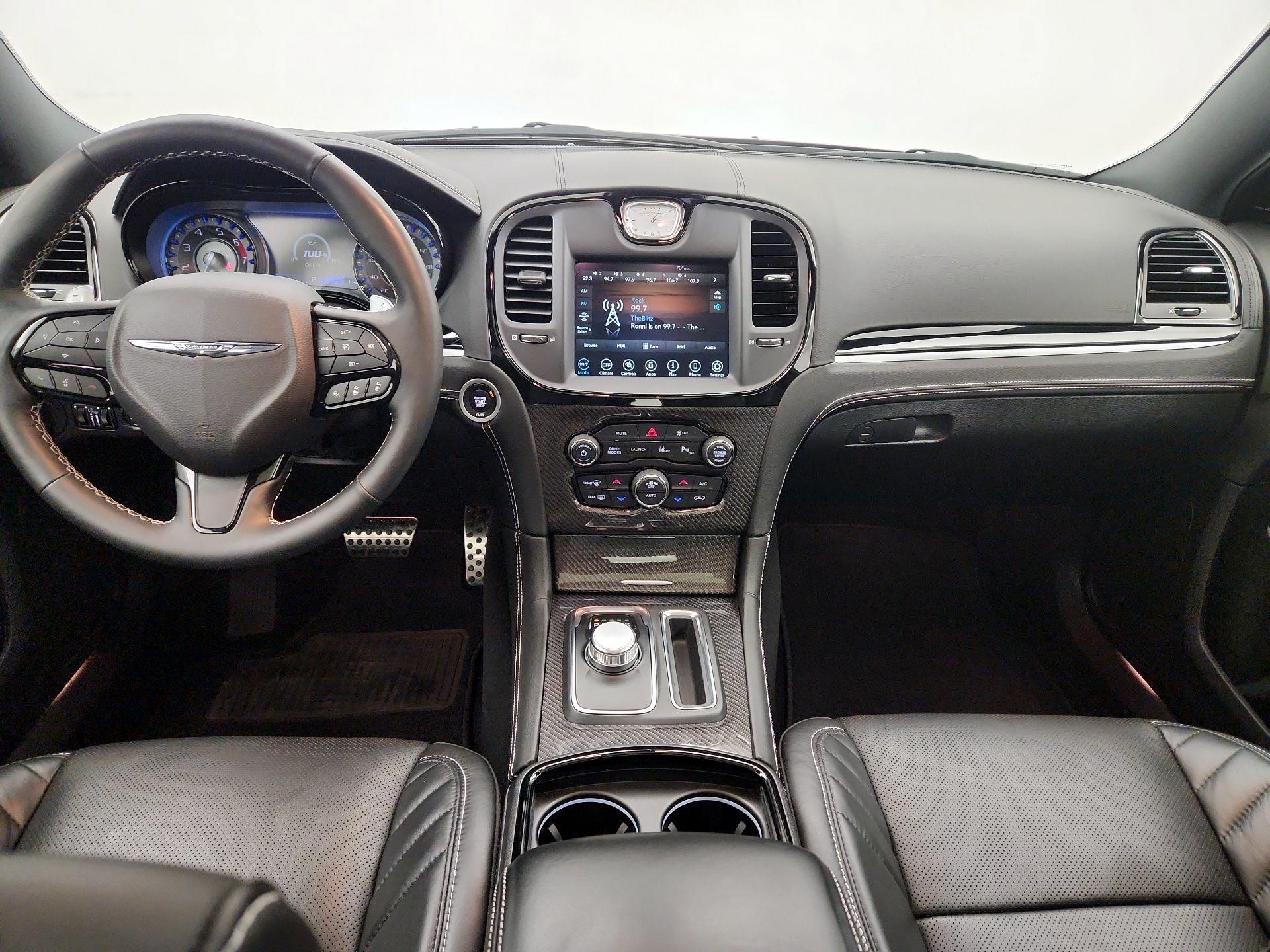 Thumbnail: 2023 Chrysler 300 - 9