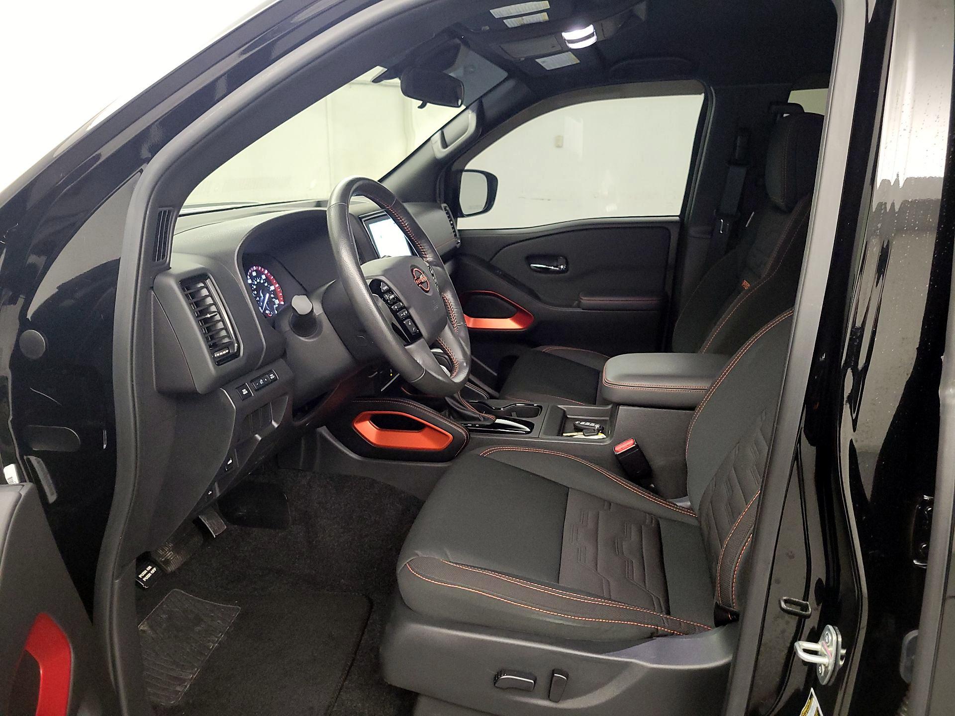 Thumbnail: 2024 Nissan Frontier - 11