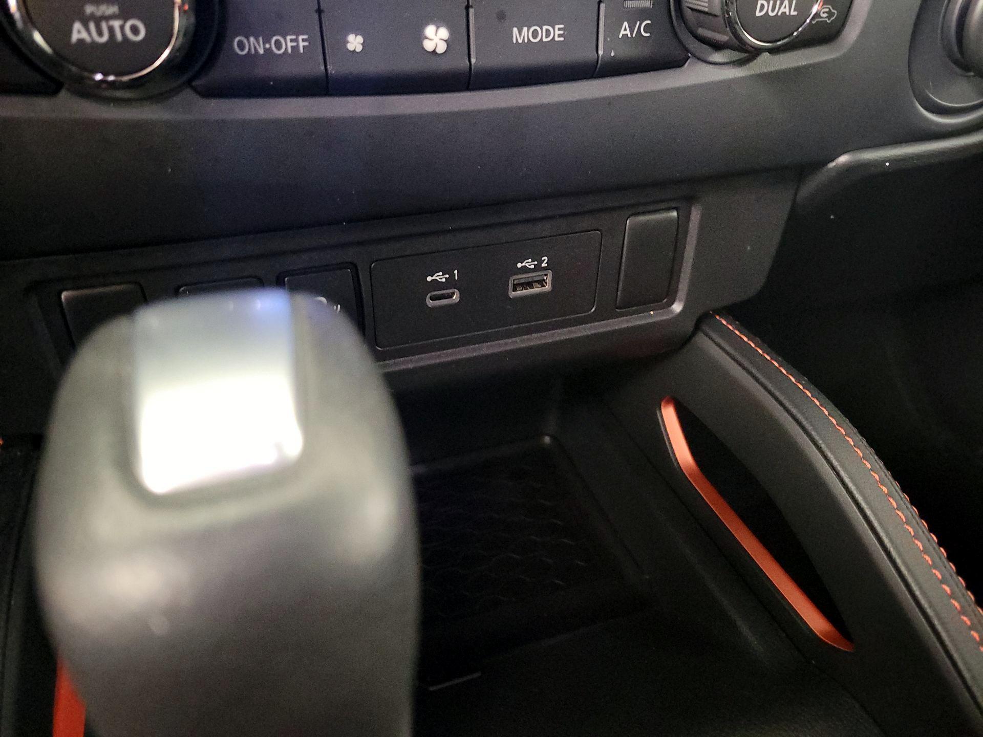 Thumbnail: 2024 Nissan Frontier - 19