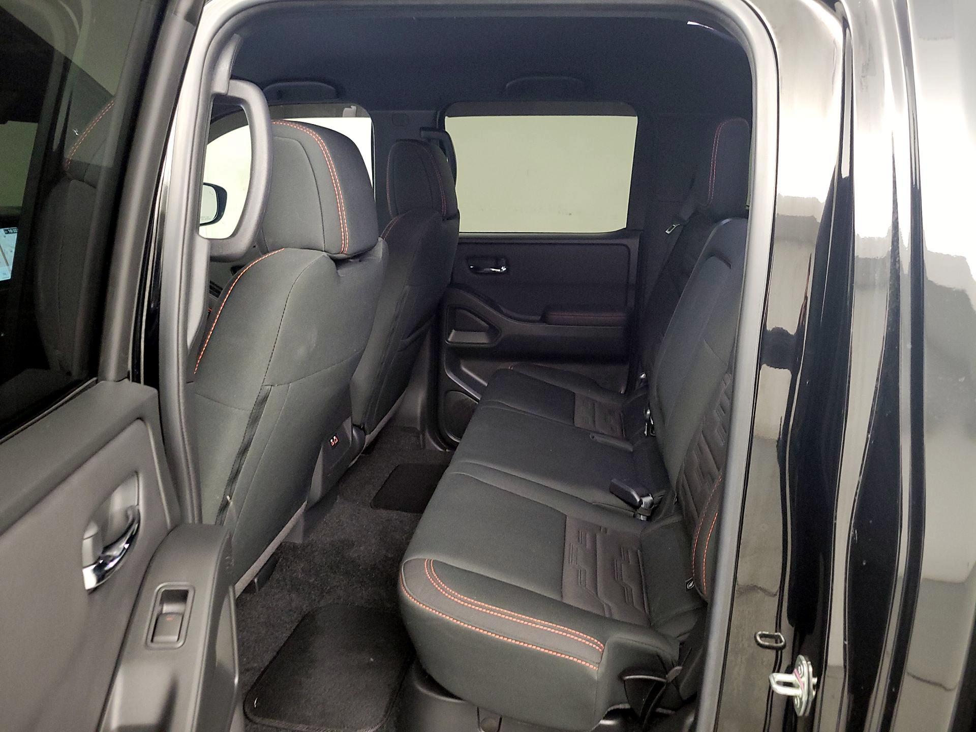 Thumbnail: 2024 Nissan Frontier - 20