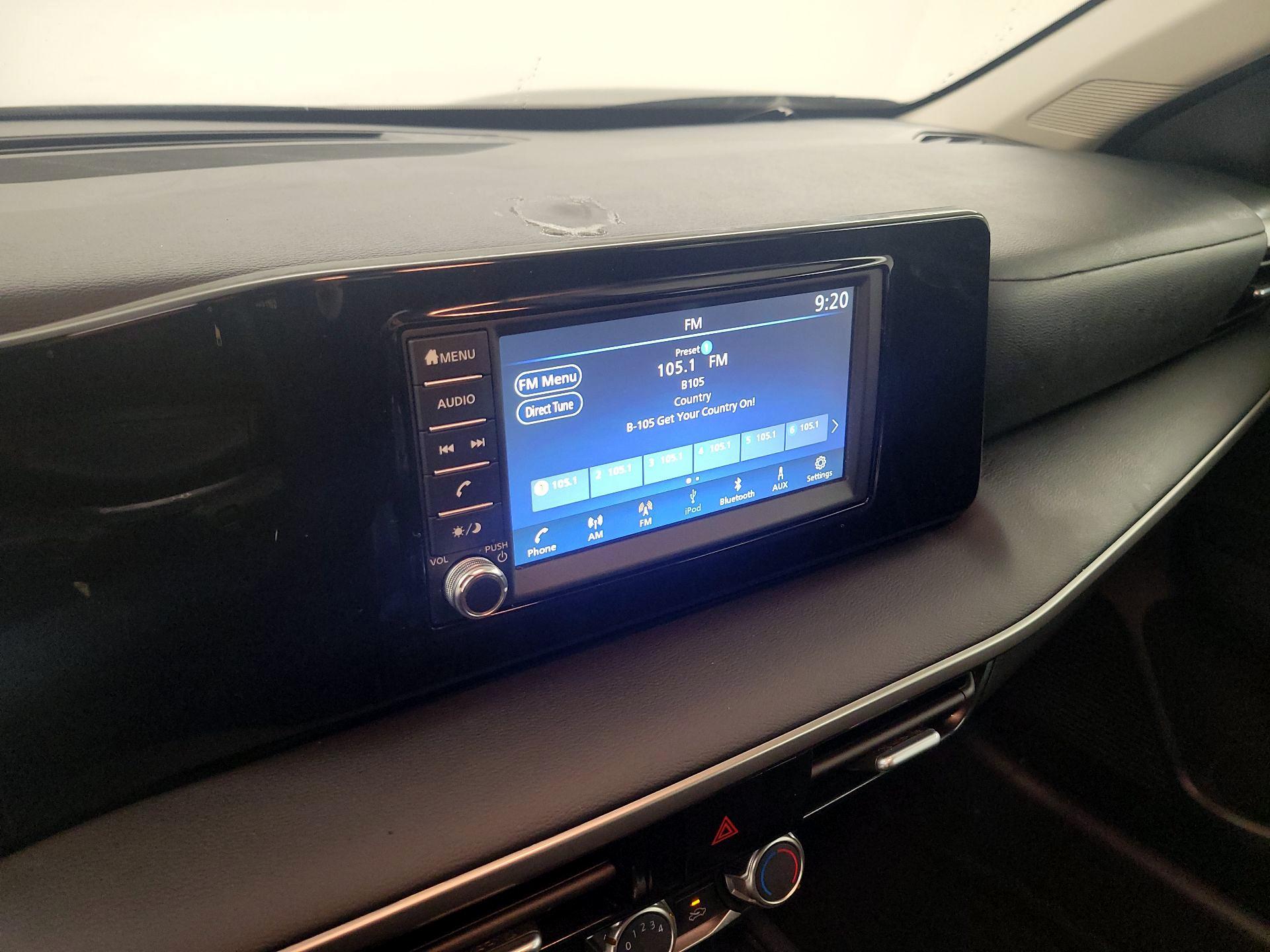 Thumbnail: 2025 Nissan Kicks - 14