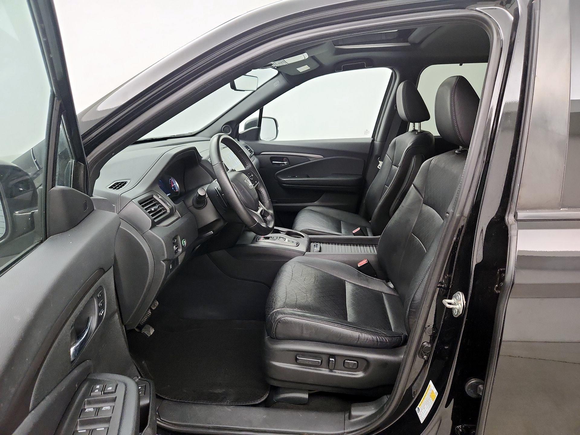 Thumbnail: 2019 Honda Passport - 11