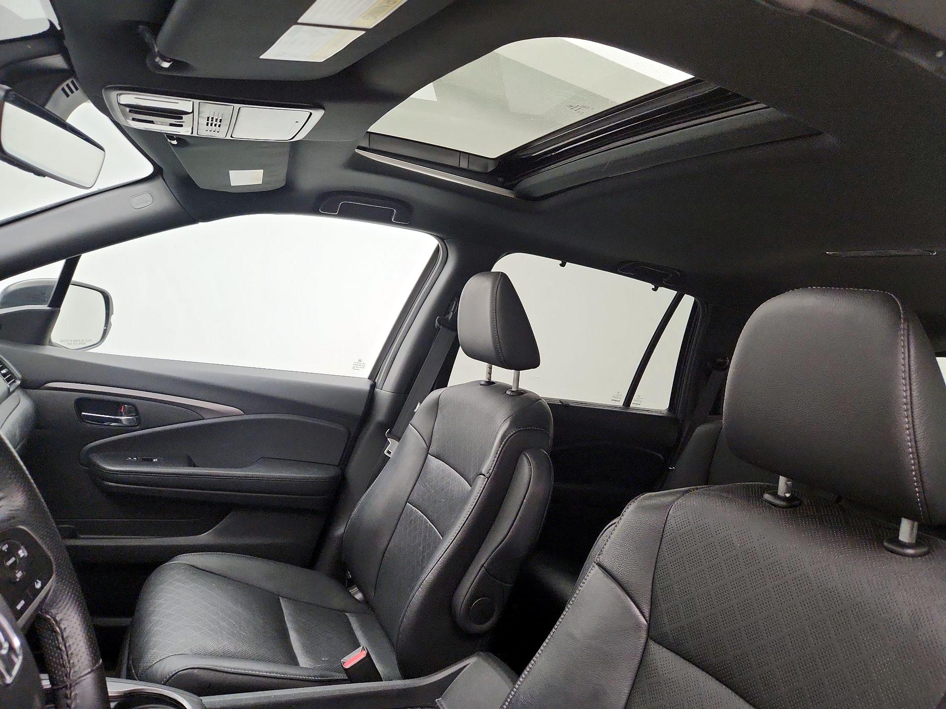 Thumbnail: 2019 Honda Passport - 19