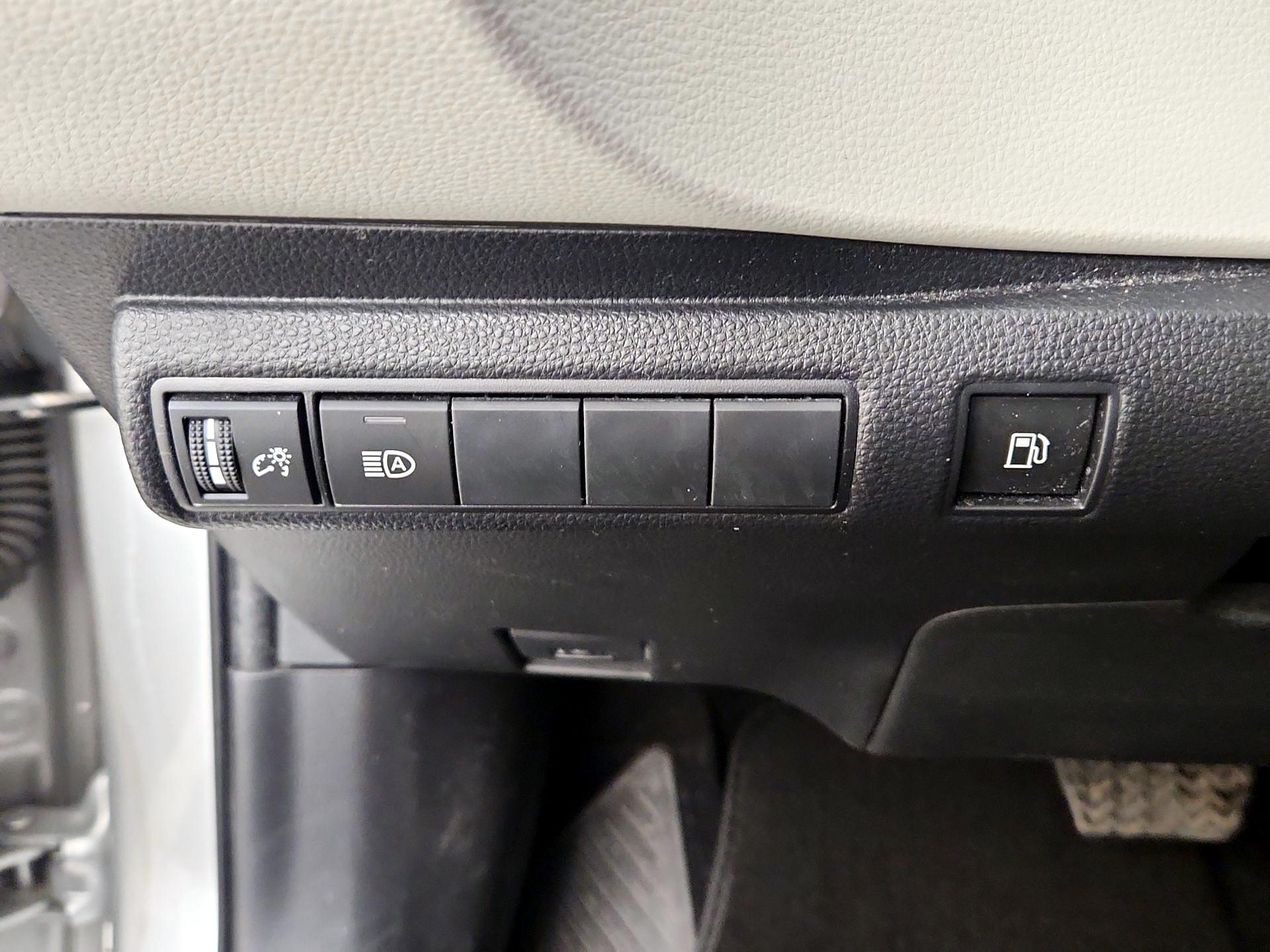 Thumbnail: 2024 Toyota Corolla - 13