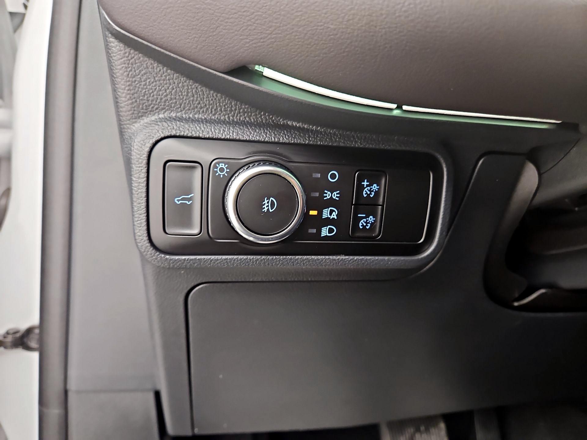 Thumbnail: 2025 Ford Explorer - 13