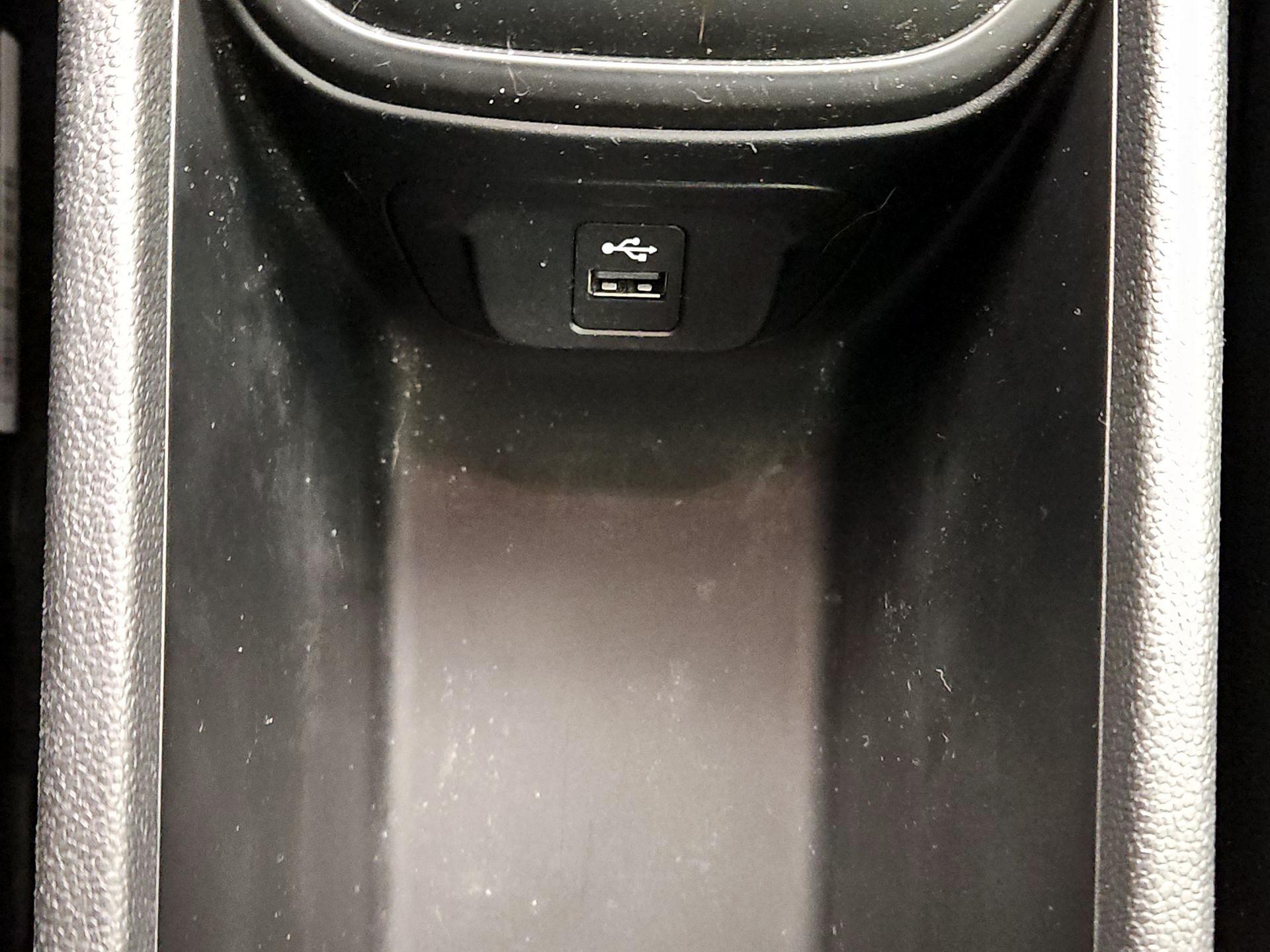 Thumbnail: 2018 MINI Cooper Countryman - 18