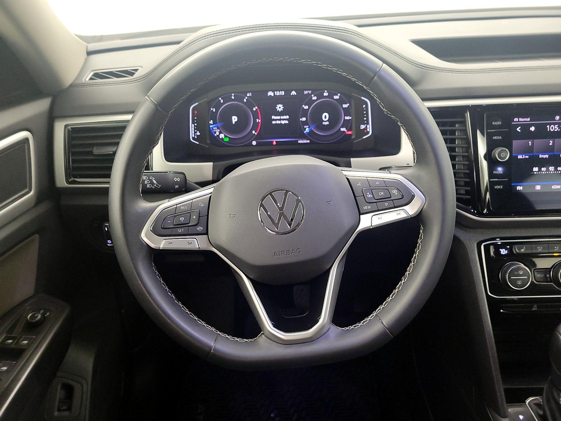 Thumbnail: 2023 Volkswagen Atlas - 10