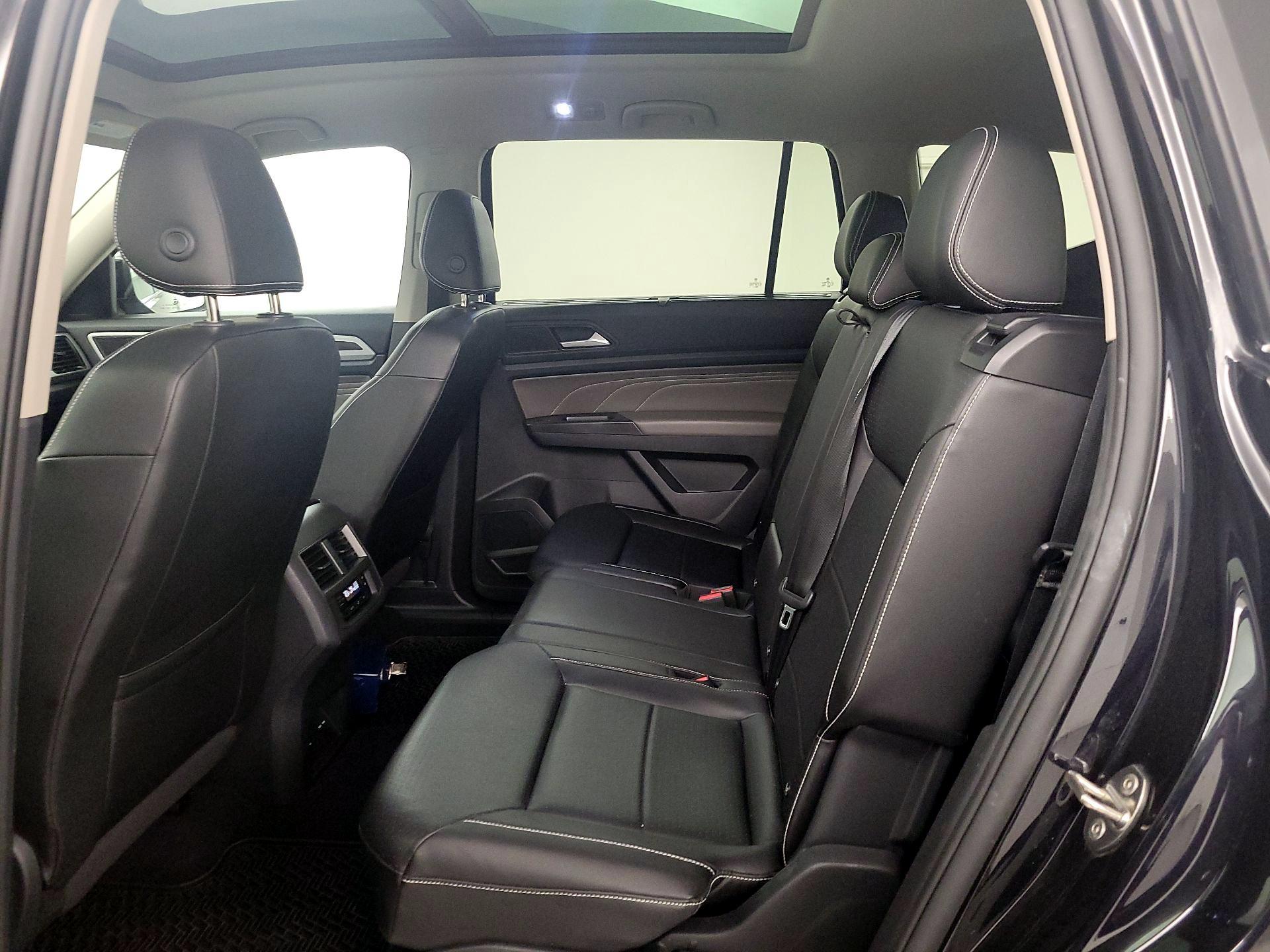 Thumbnail: 2023 Volkswagen Atlas - 20