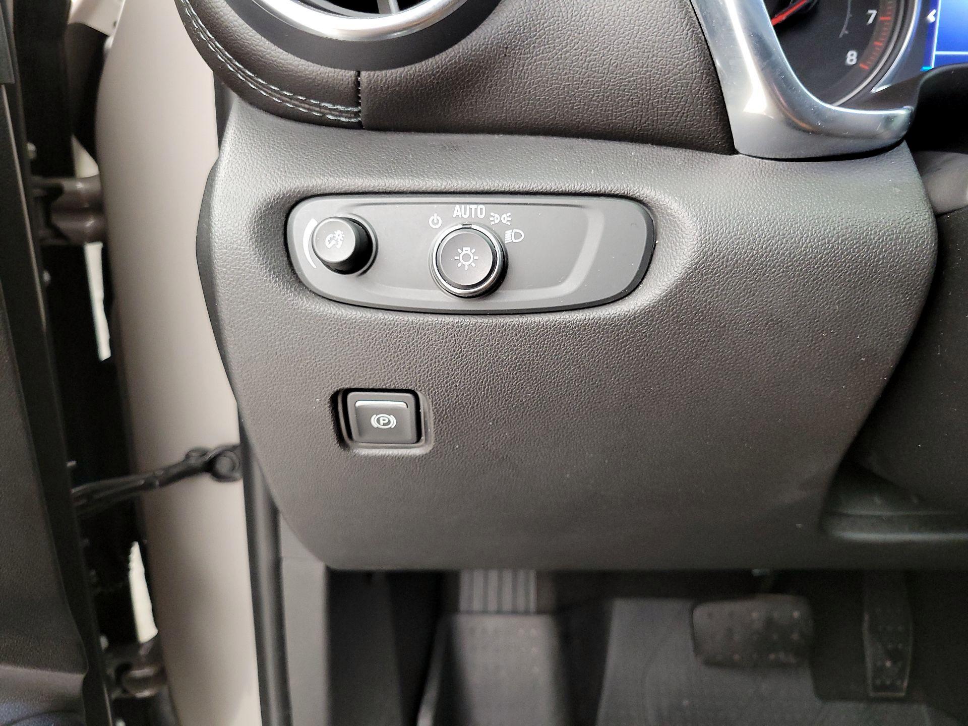 Thumbnail: 2021 Chevrolet Blazer - 13