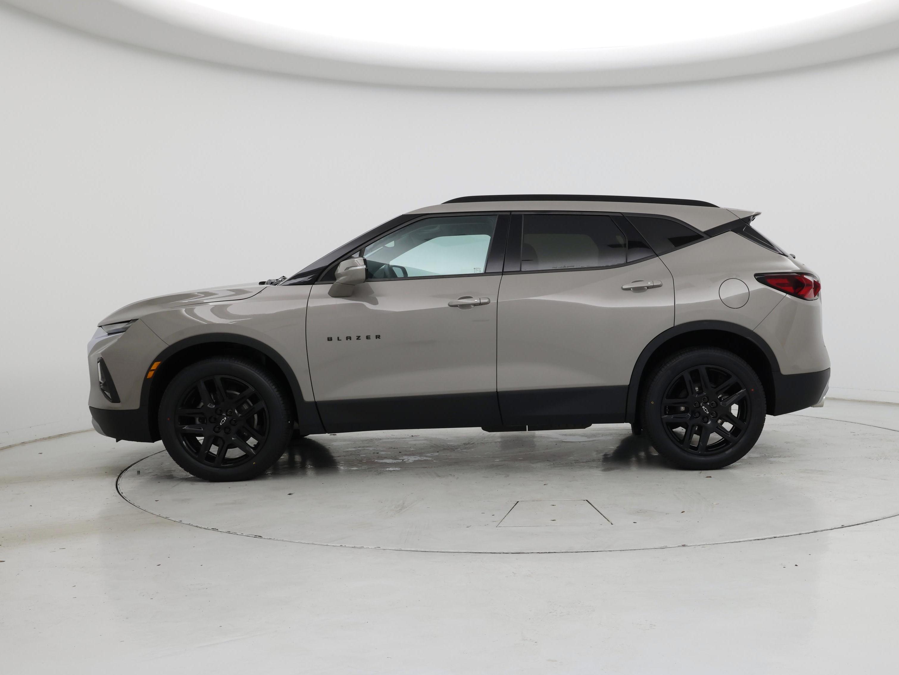 Thumbnail: 2021 Chevrolet Blazer - 3