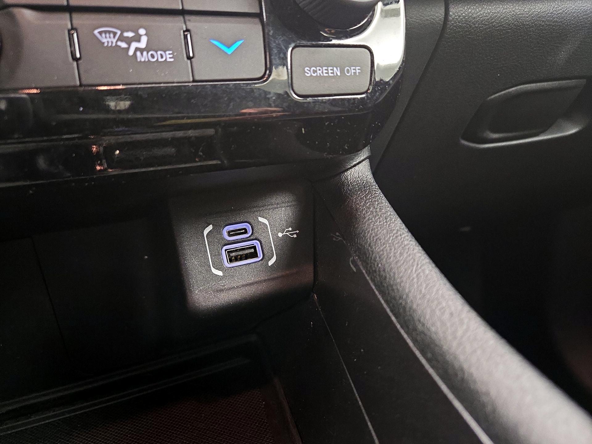 Thumbnail: 2022 Jeep Compass - 18