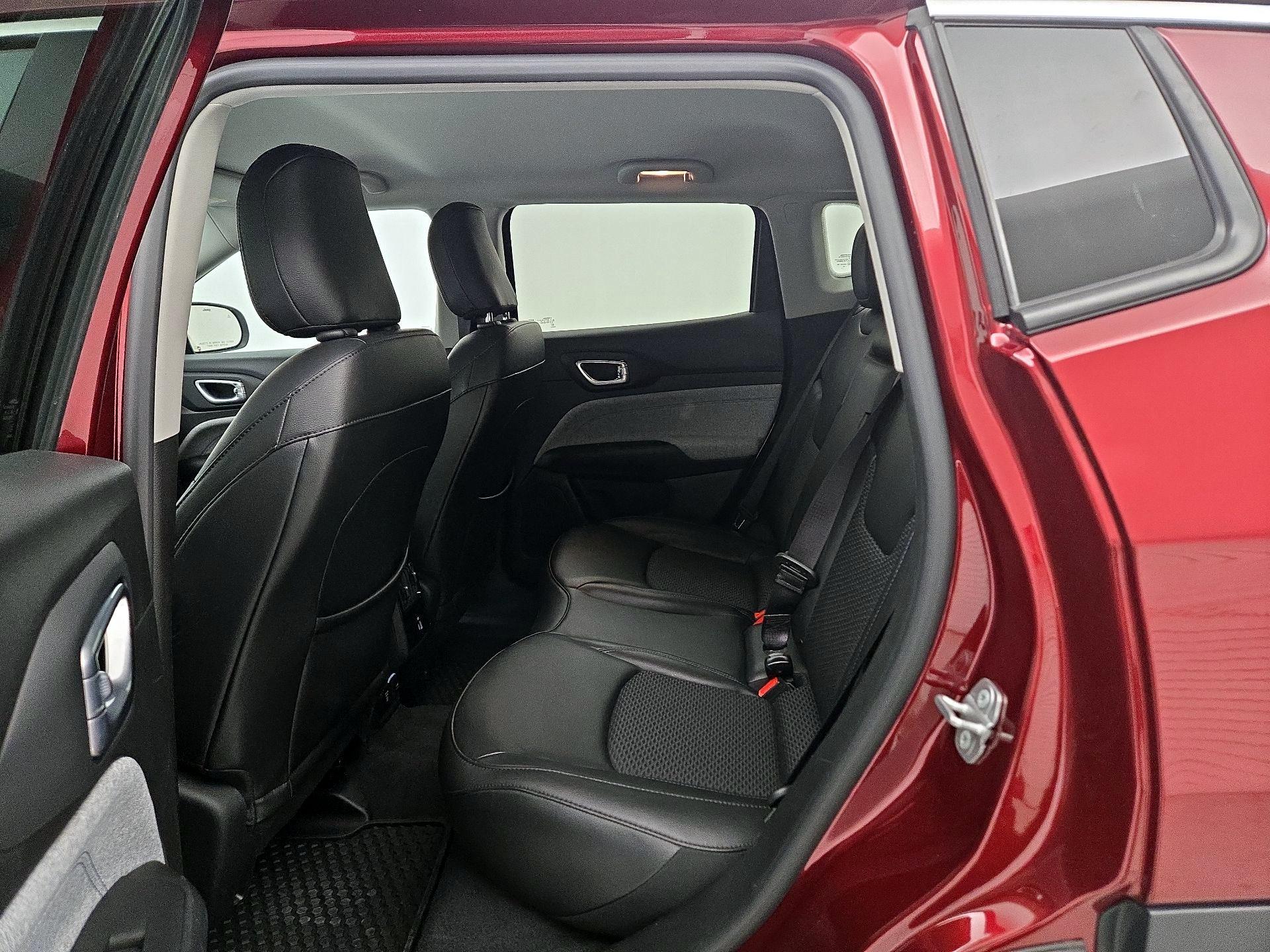 Thumbnail: 2022 Jeep Compass - 19