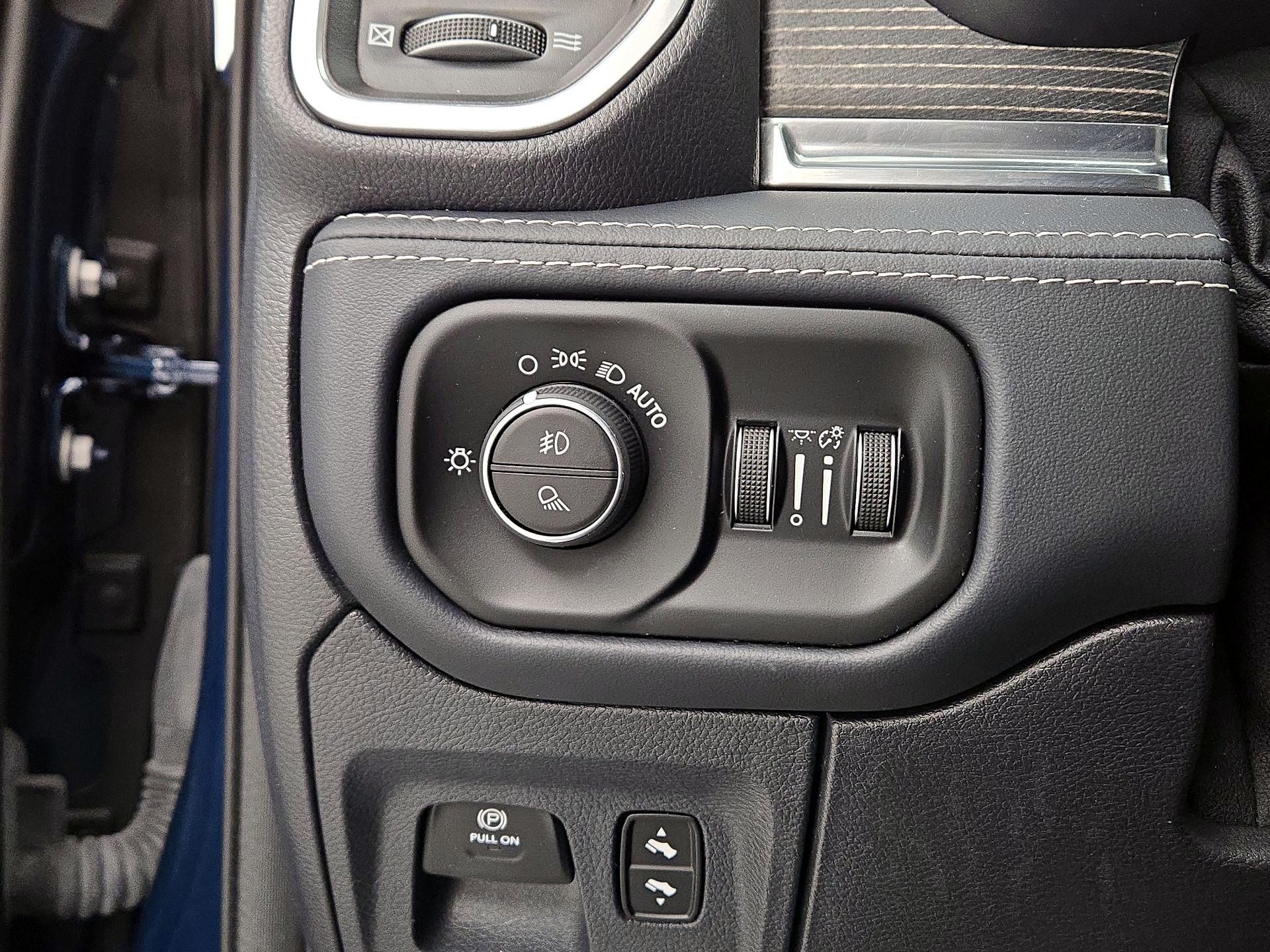 Thumbnail: 2022 RAM 1500 - 13