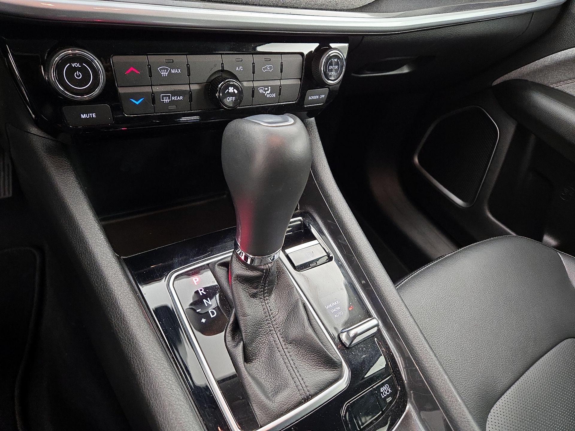 Thumbnail: 2022 Jeep Compass - 17