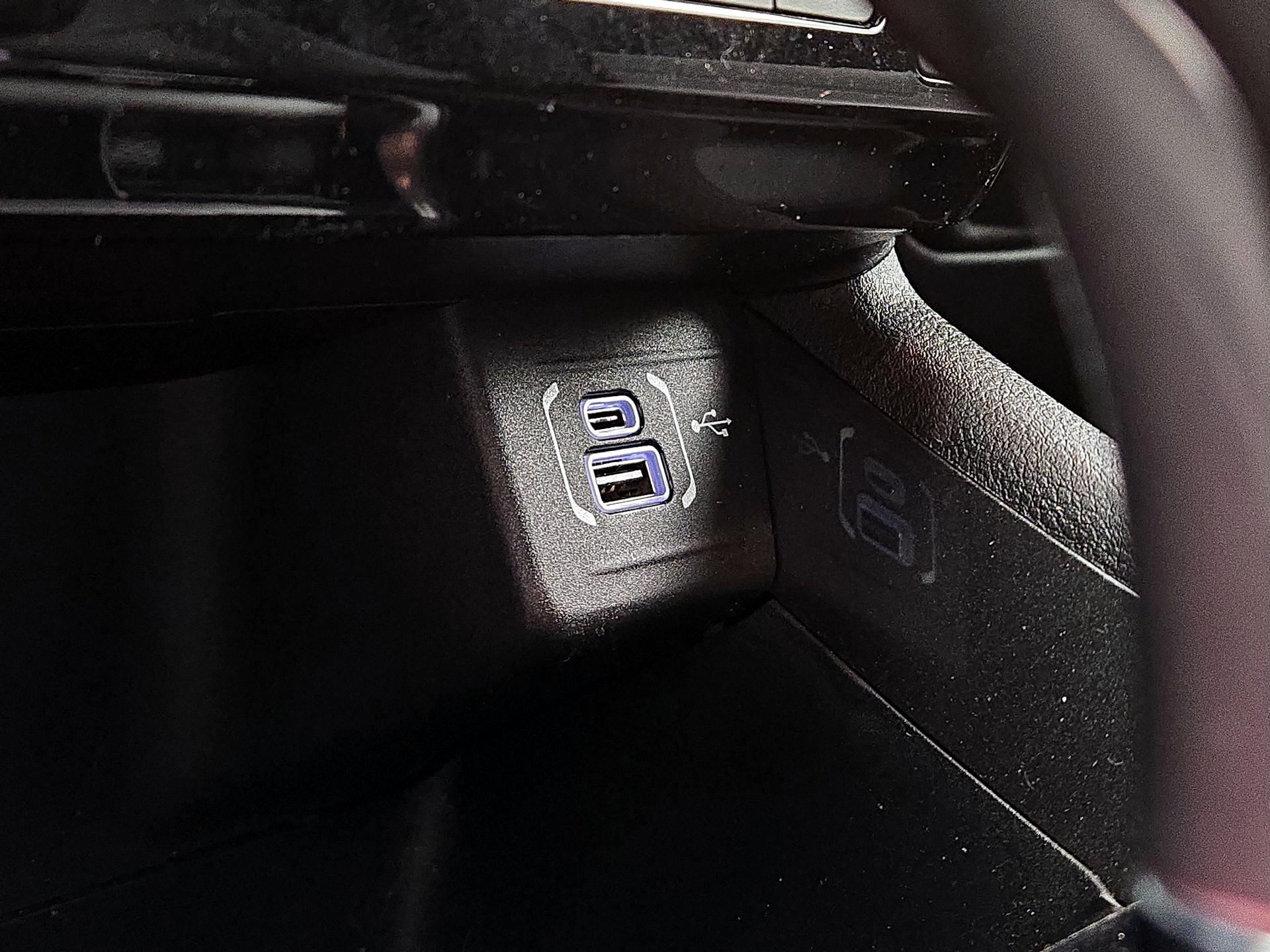 Thumbnail: 2022 Jeep Compass - 18