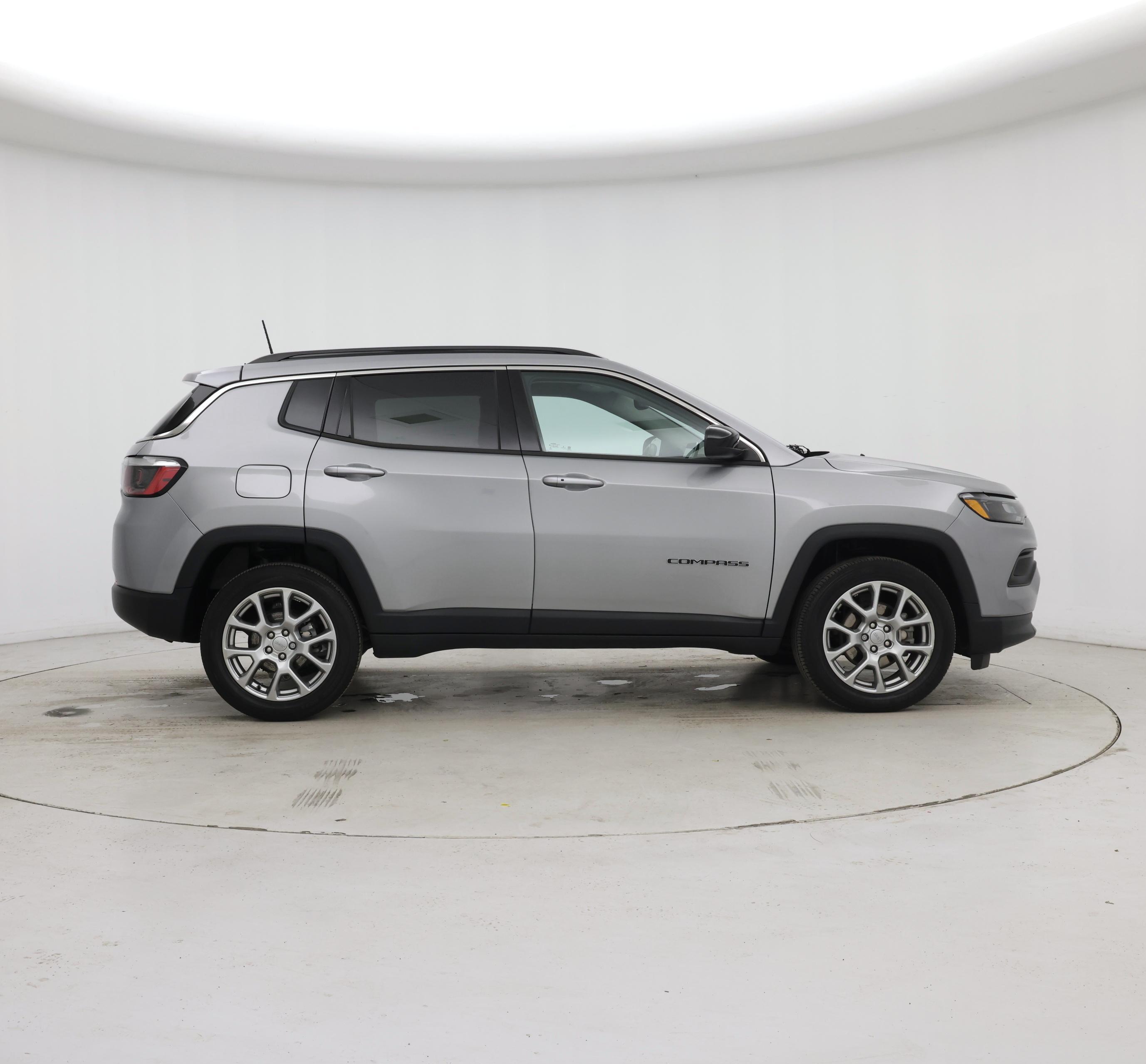 Thumbnail: 2022 Jeep Compass - 7