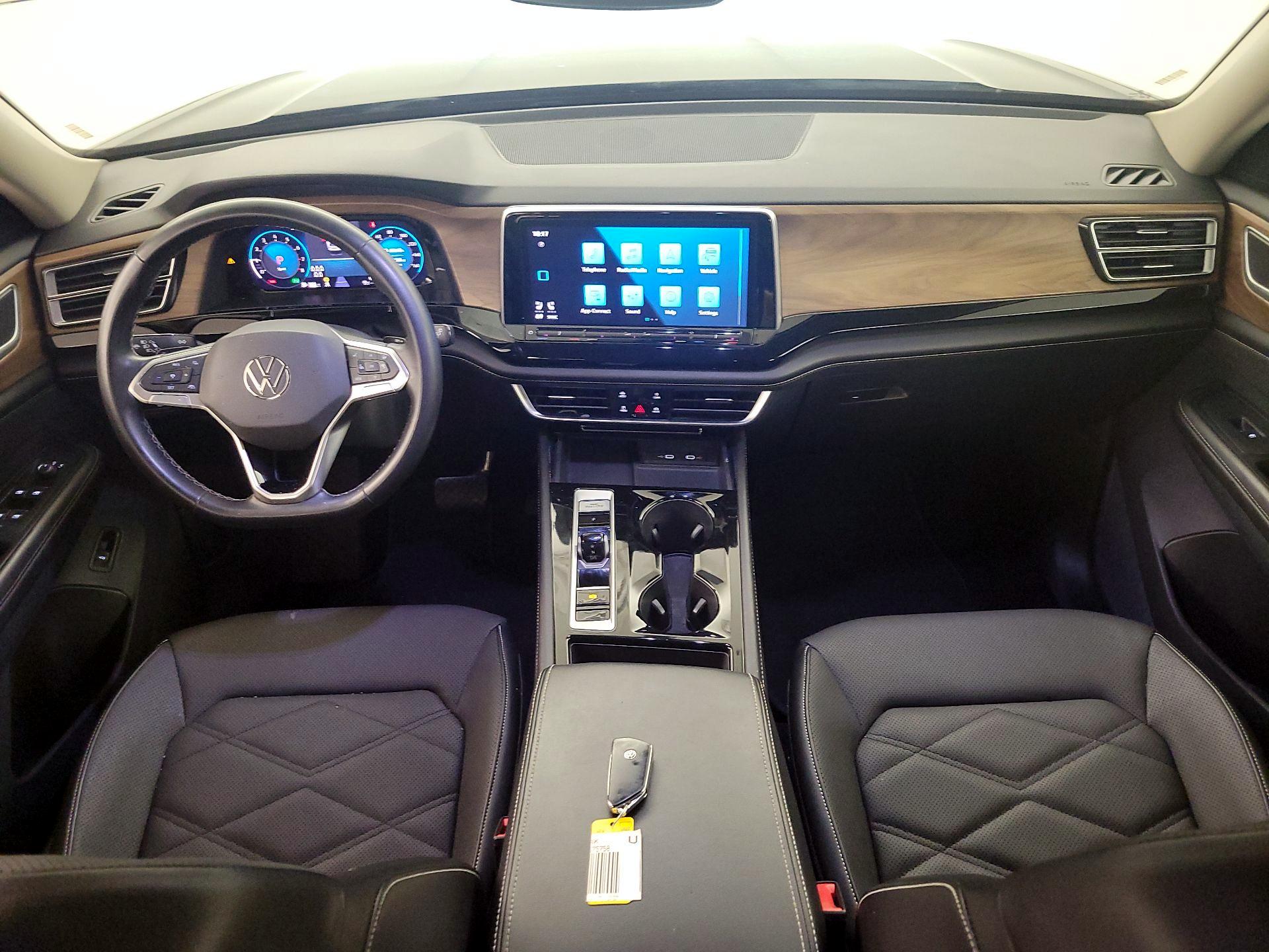 Thumbnail: 2024 Volkswagen Atlas - 9