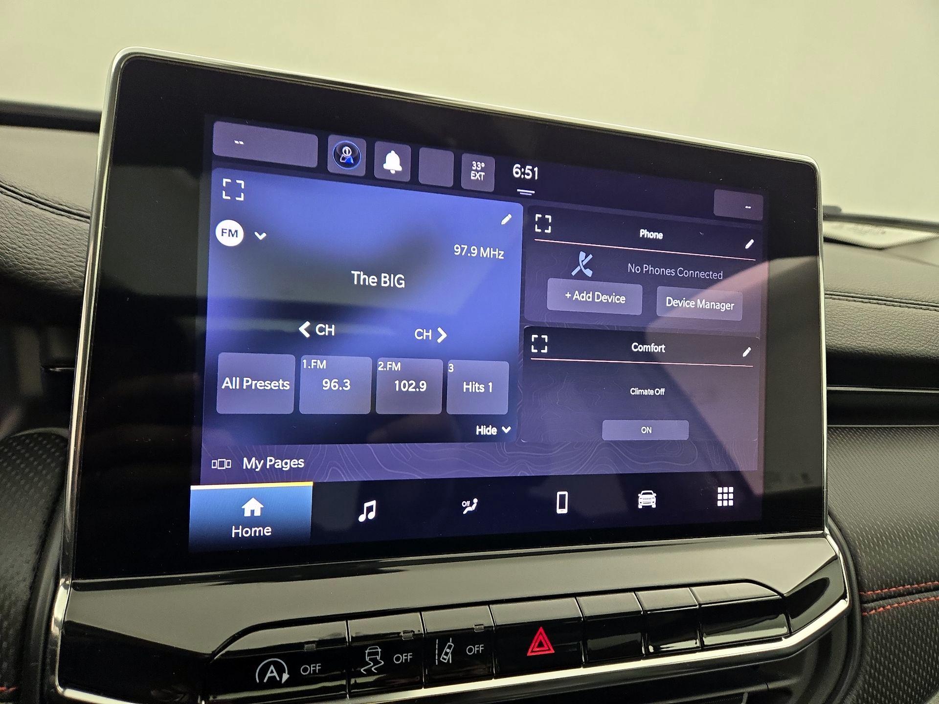 Thumbnail: 2022 Jeep Compass - 15