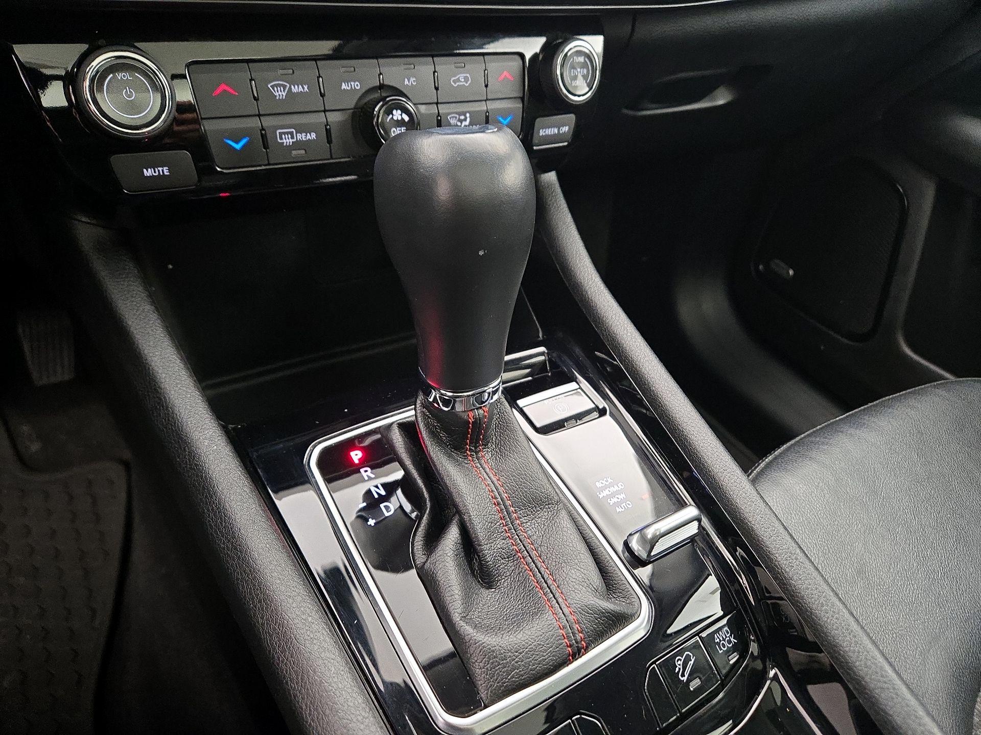 Thumbnail: 2022 Jeep Compass - 17