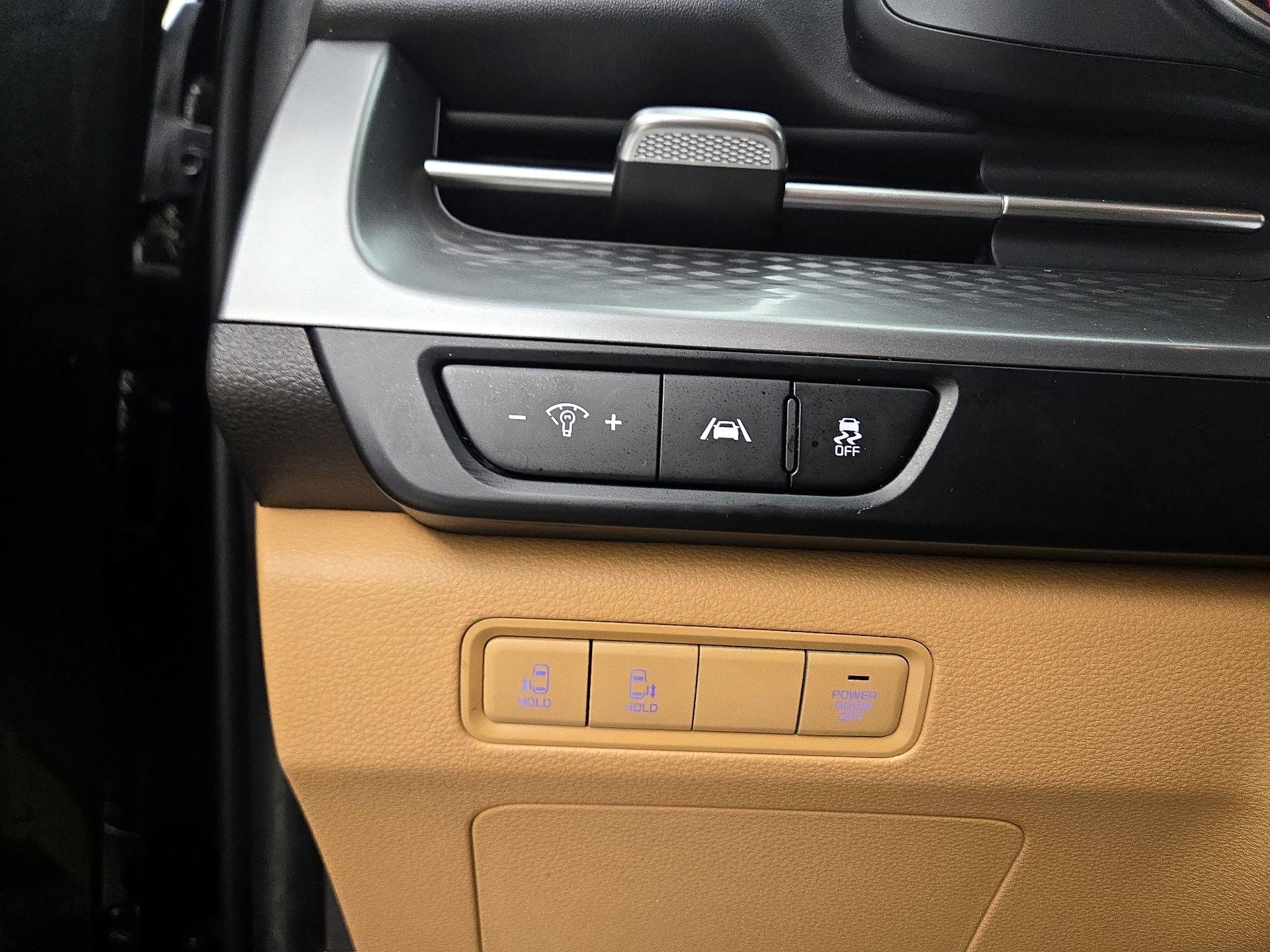 Thumbnail: 2024 Kia Carnival - 13