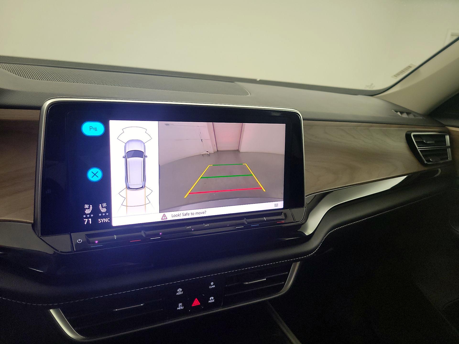 Thumbnail: 2024 Volkswagen Atlas - 14