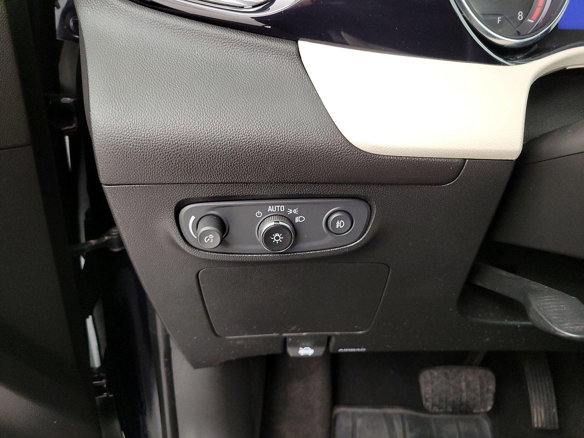 Thumbnail: 2021 Buick Encore GX - 13