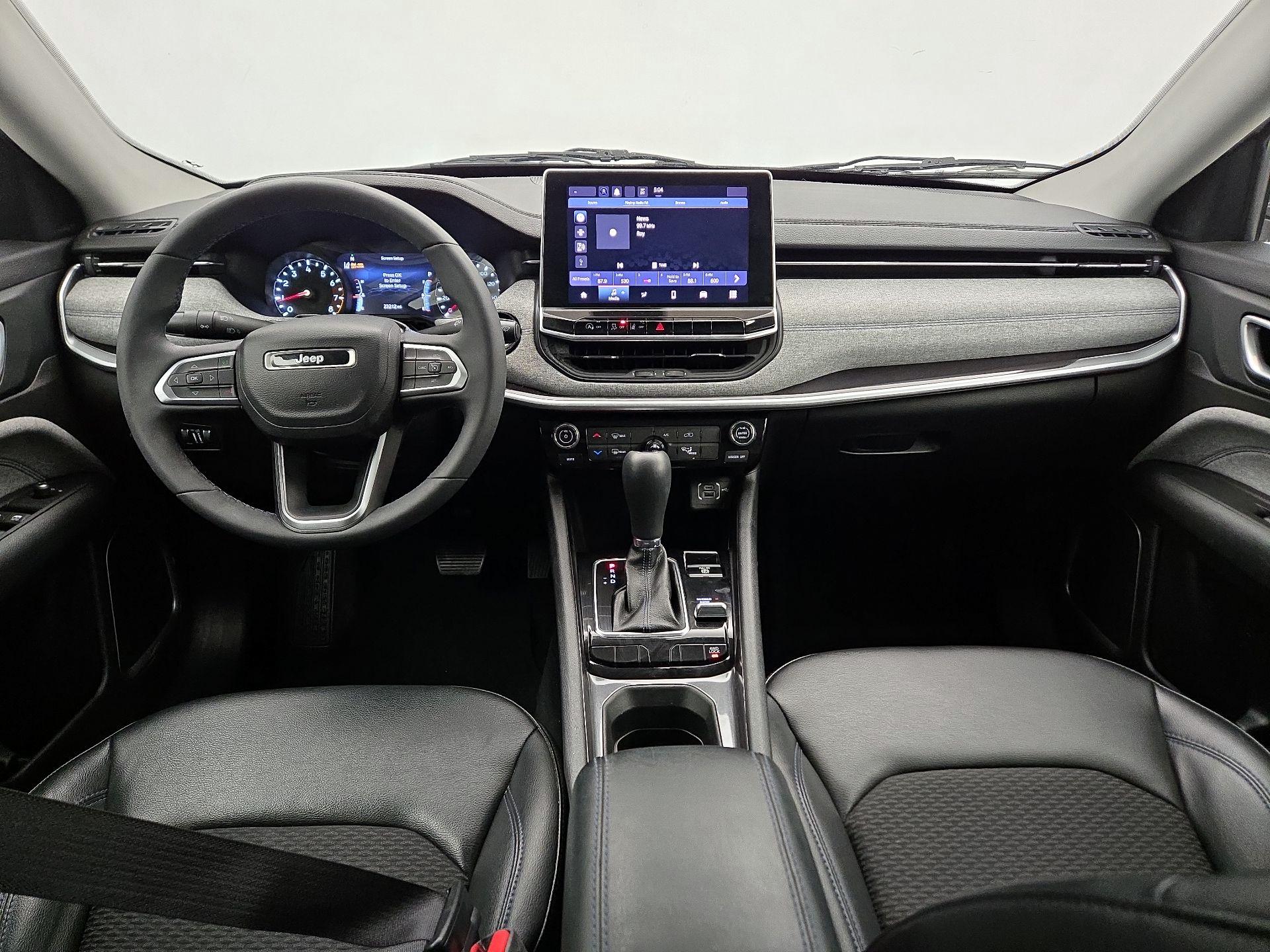 Thumbnail: 2022 Jeep Compass - 9