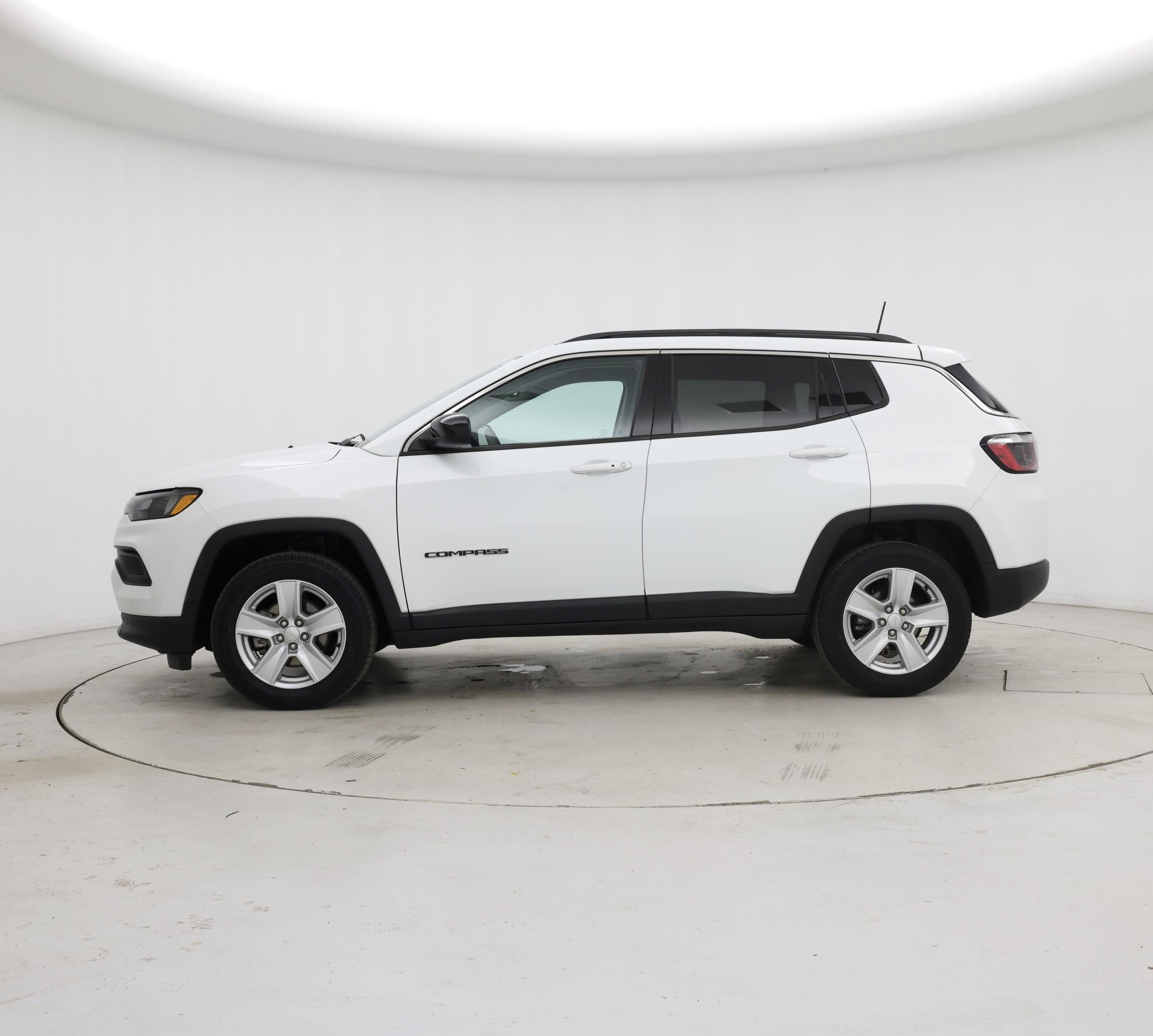 Thumbnail: 2022 Jeep Compass - 3