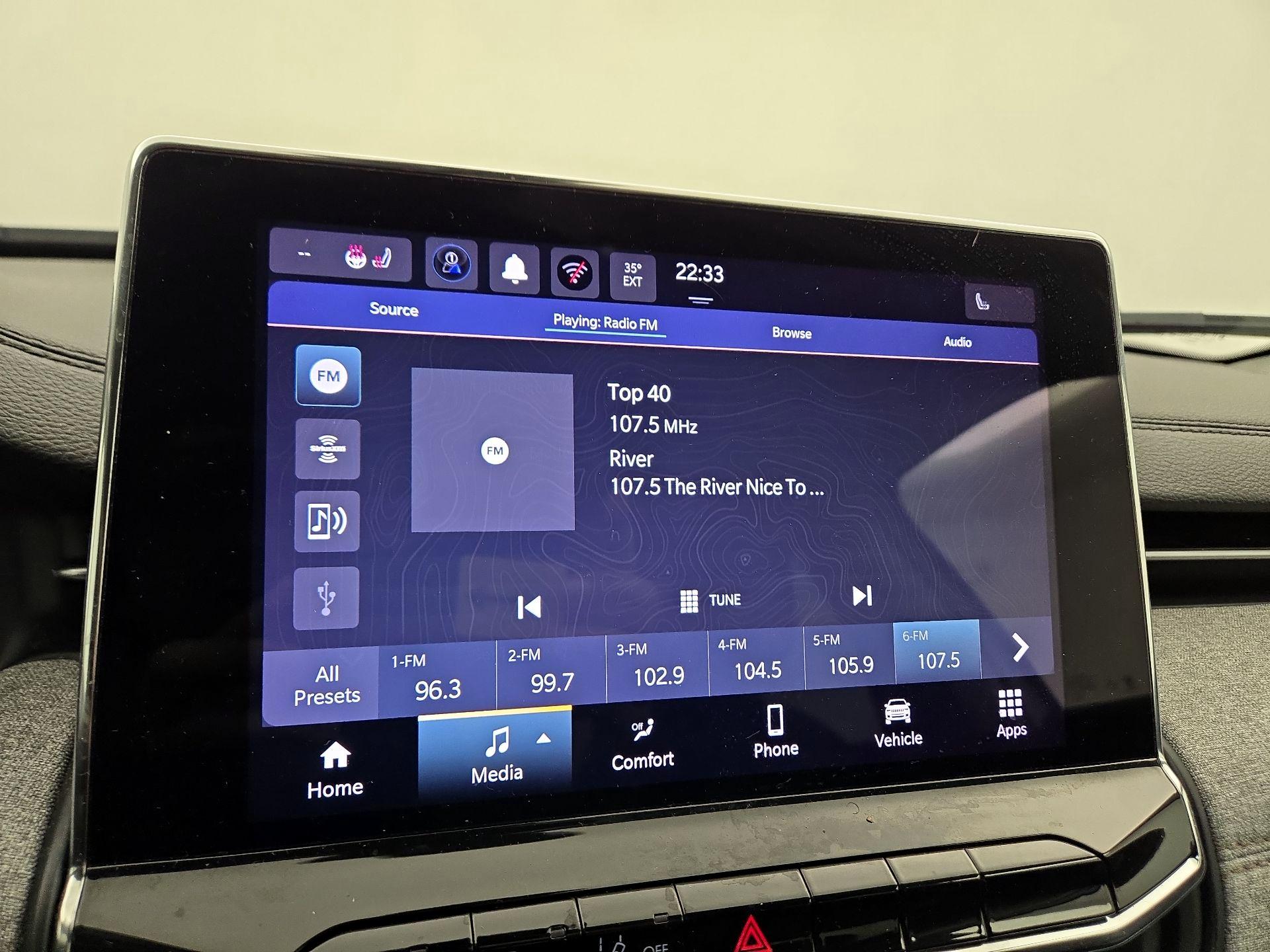 Thumbnail: 2022 Jeep Compass - 15