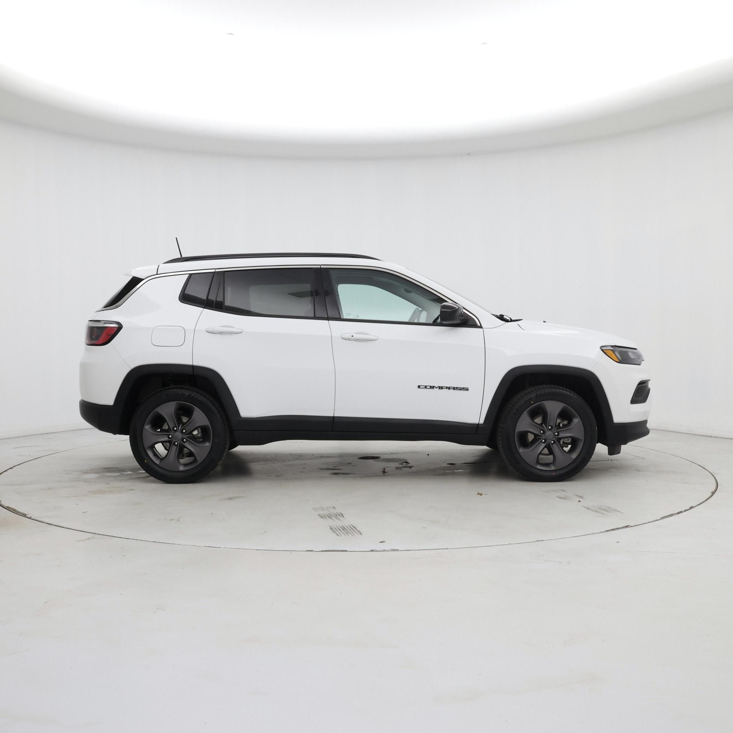 Thumbnail: 2022 Jeep Compass - 7