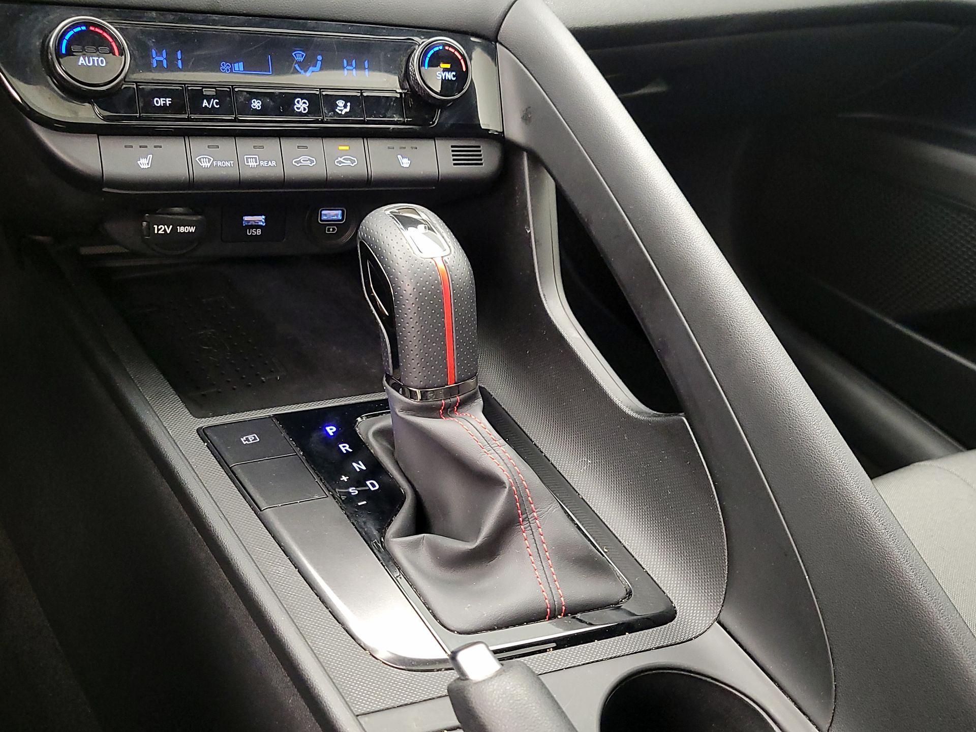 Thumbnail: 2023 Hyundai Elantra - 17