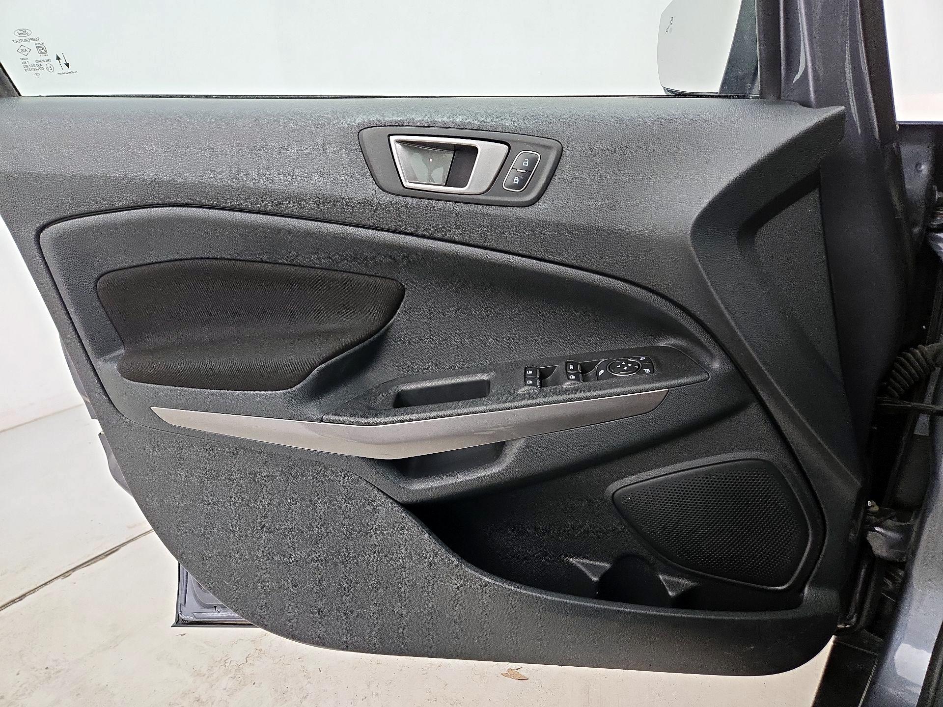 Thumbnail: 2021 Ford EcoSport - 12