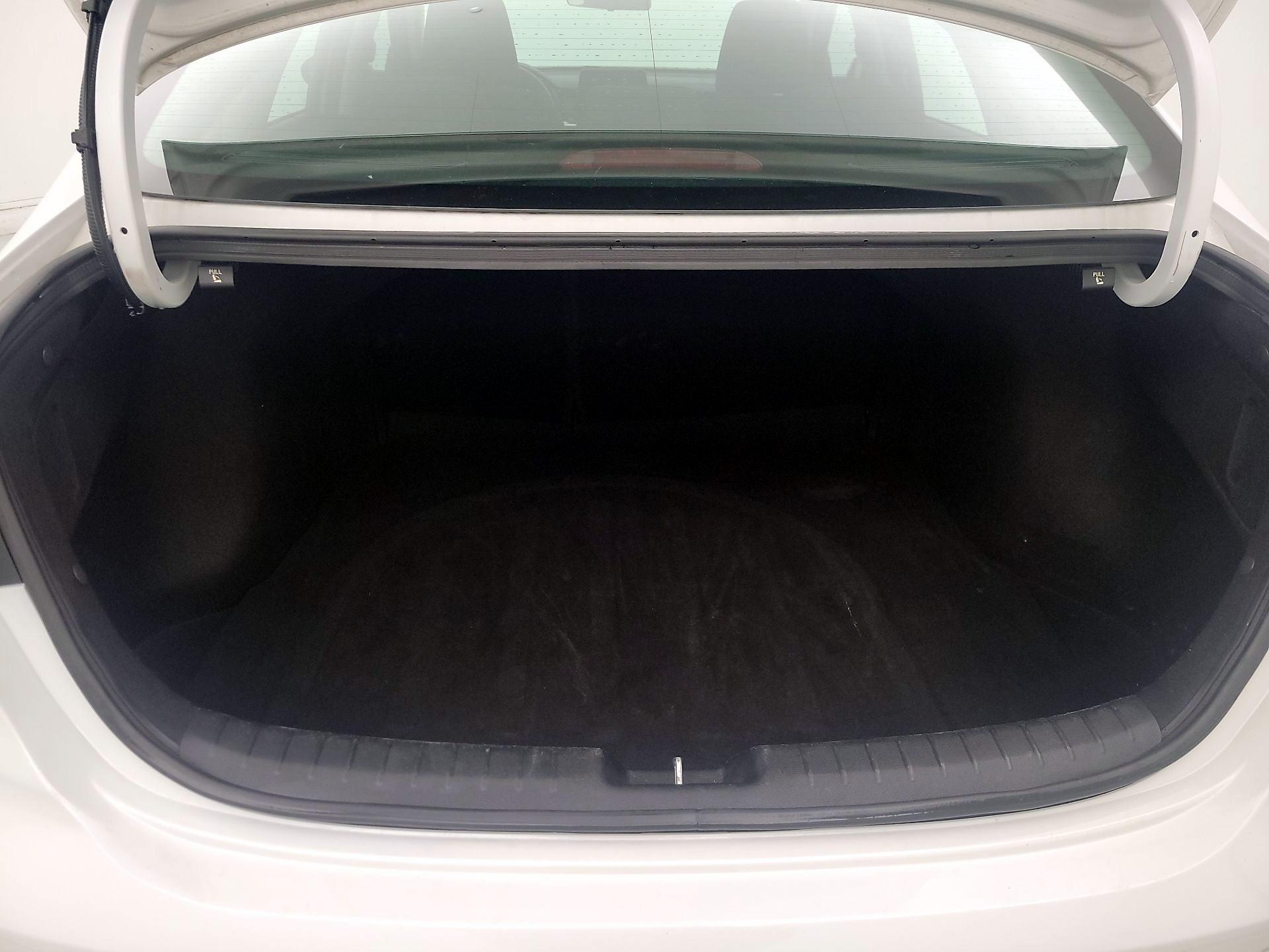 Thumbnail: 2024 Kia Forte - 20