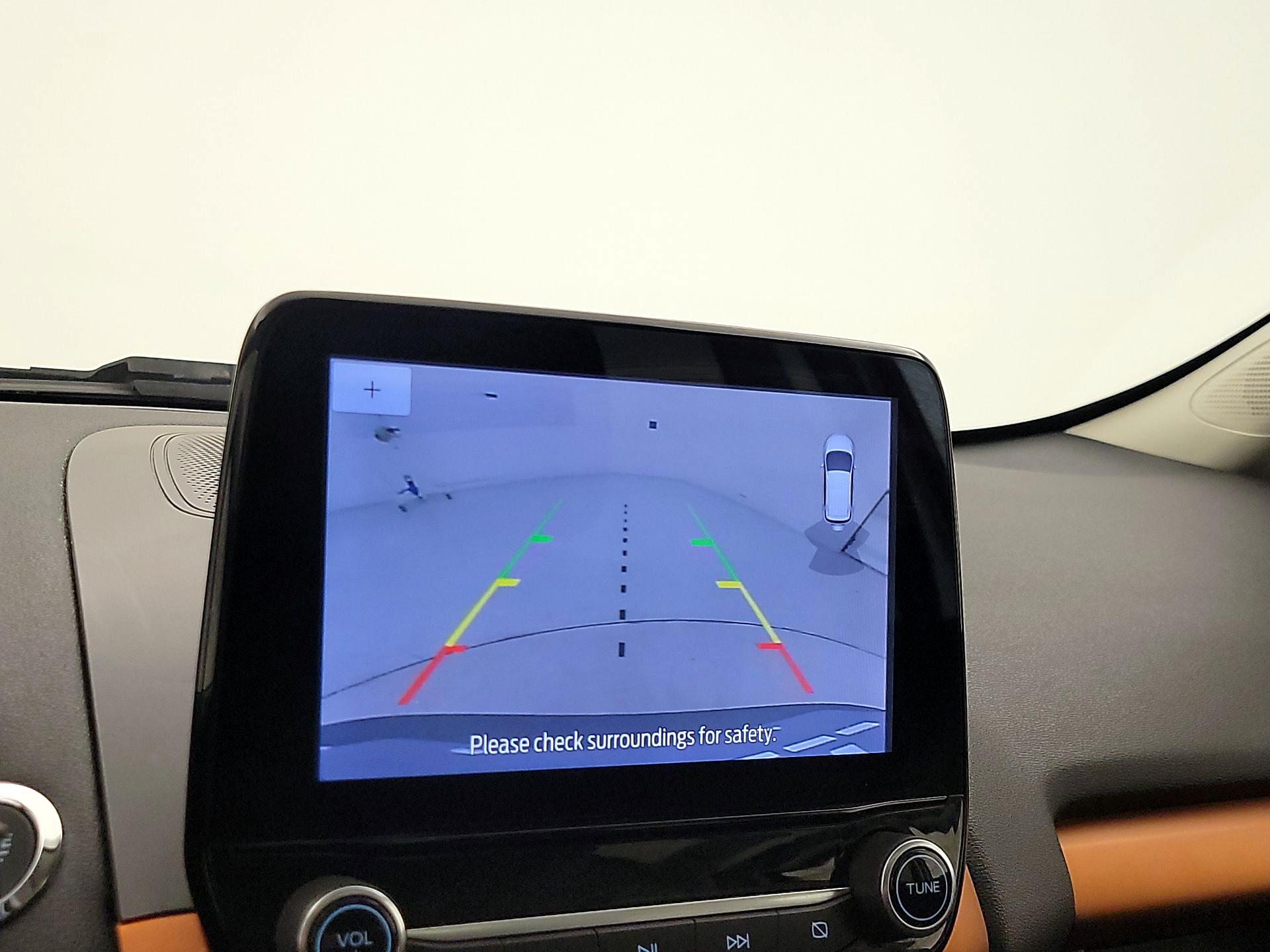 Thumbnail: 2021 Ford EcoSport - 15