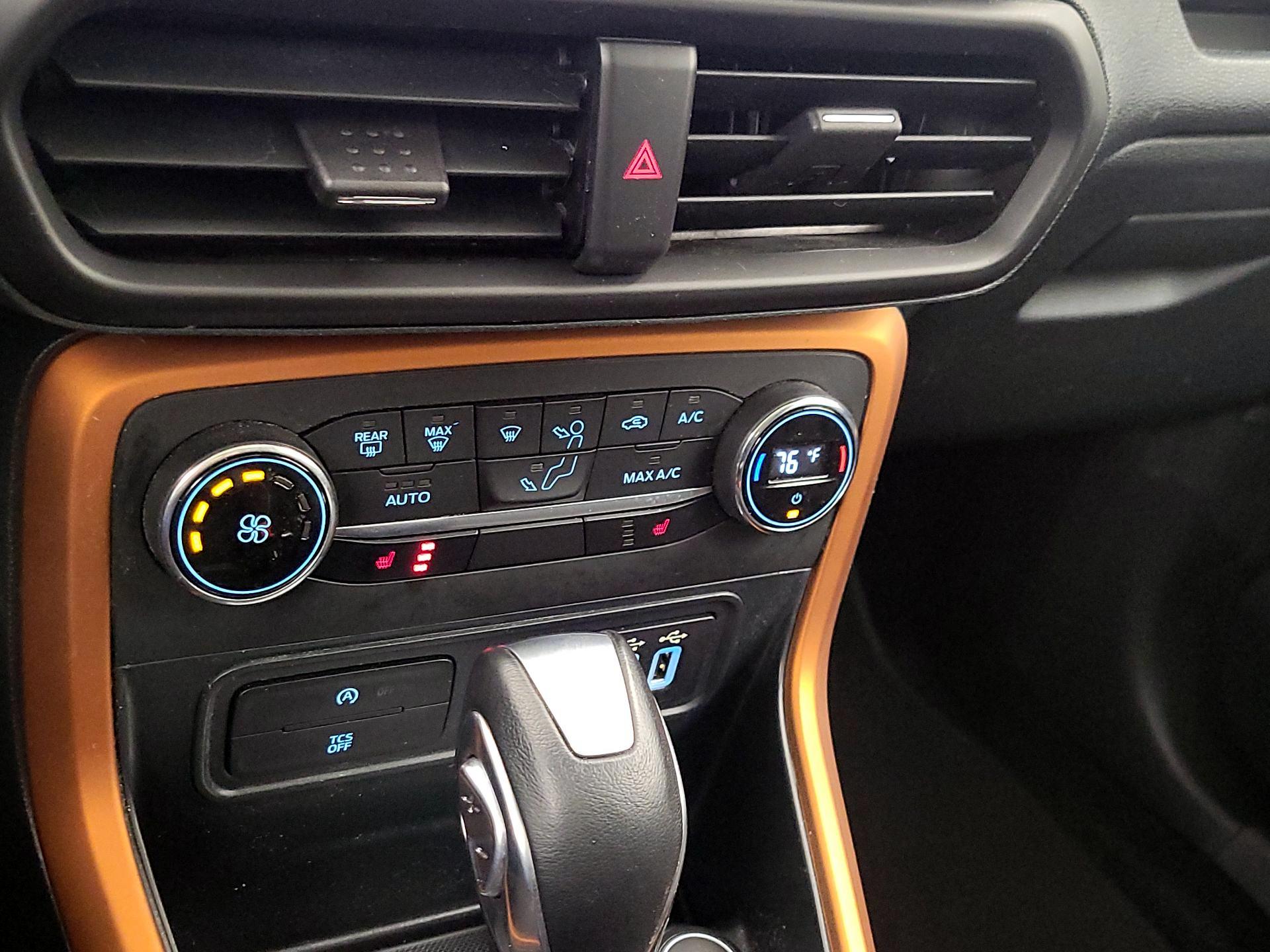 Thumbnail: 2021 Ford EcoSport - 17