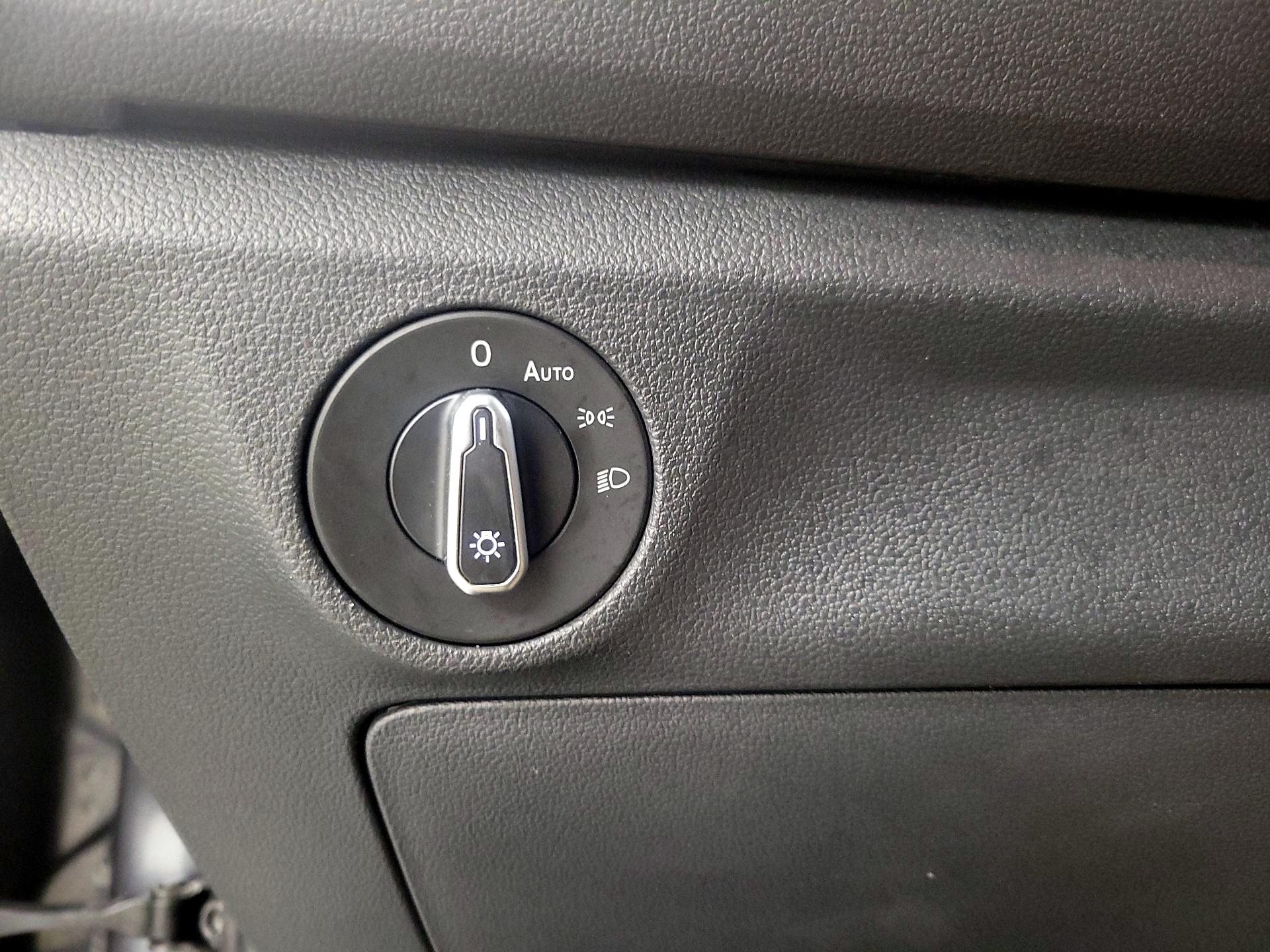 Thumbnail: 2024 Volkswagen Jetta - 13