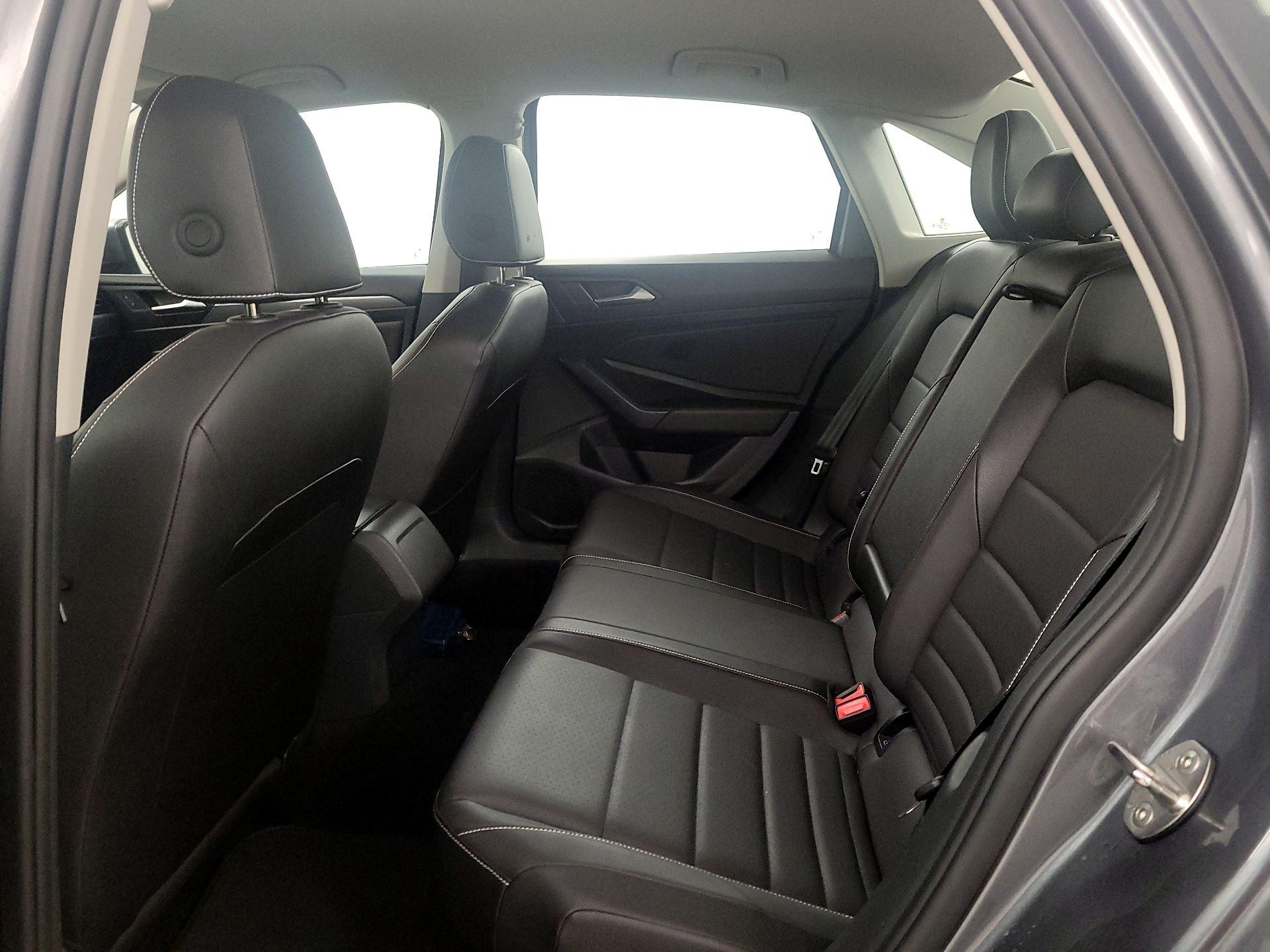 Thumbnail: 2024 Volkswagen Jetta - 19