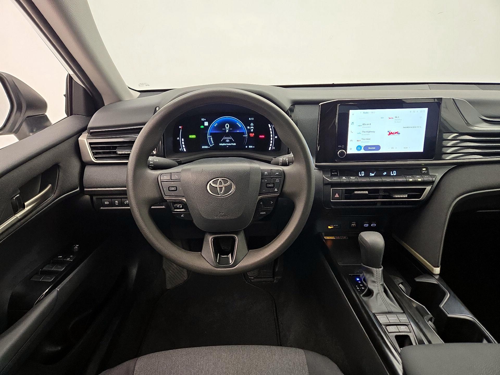 Thumbnail: 2025 Toyota Camry - 10