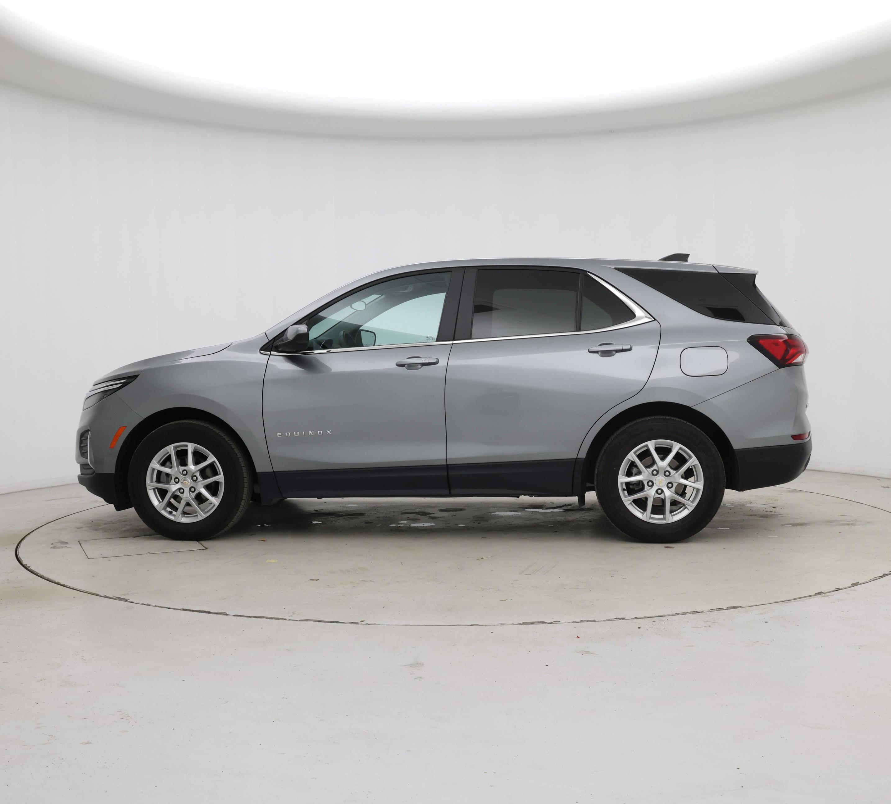 Thumbnail: 2024 Chevrolet Equinox - 3