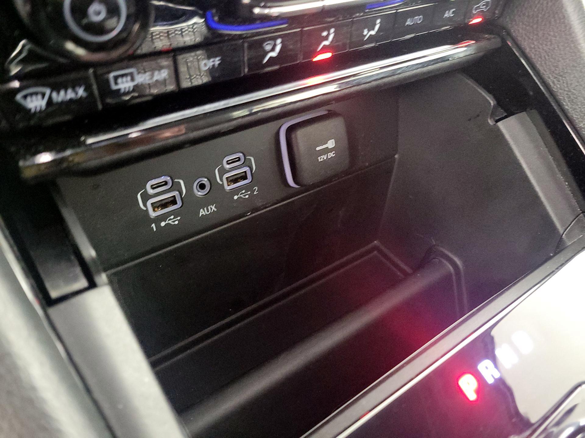 Thumbnail: 2023 Jeep Grand Cherokee - 18