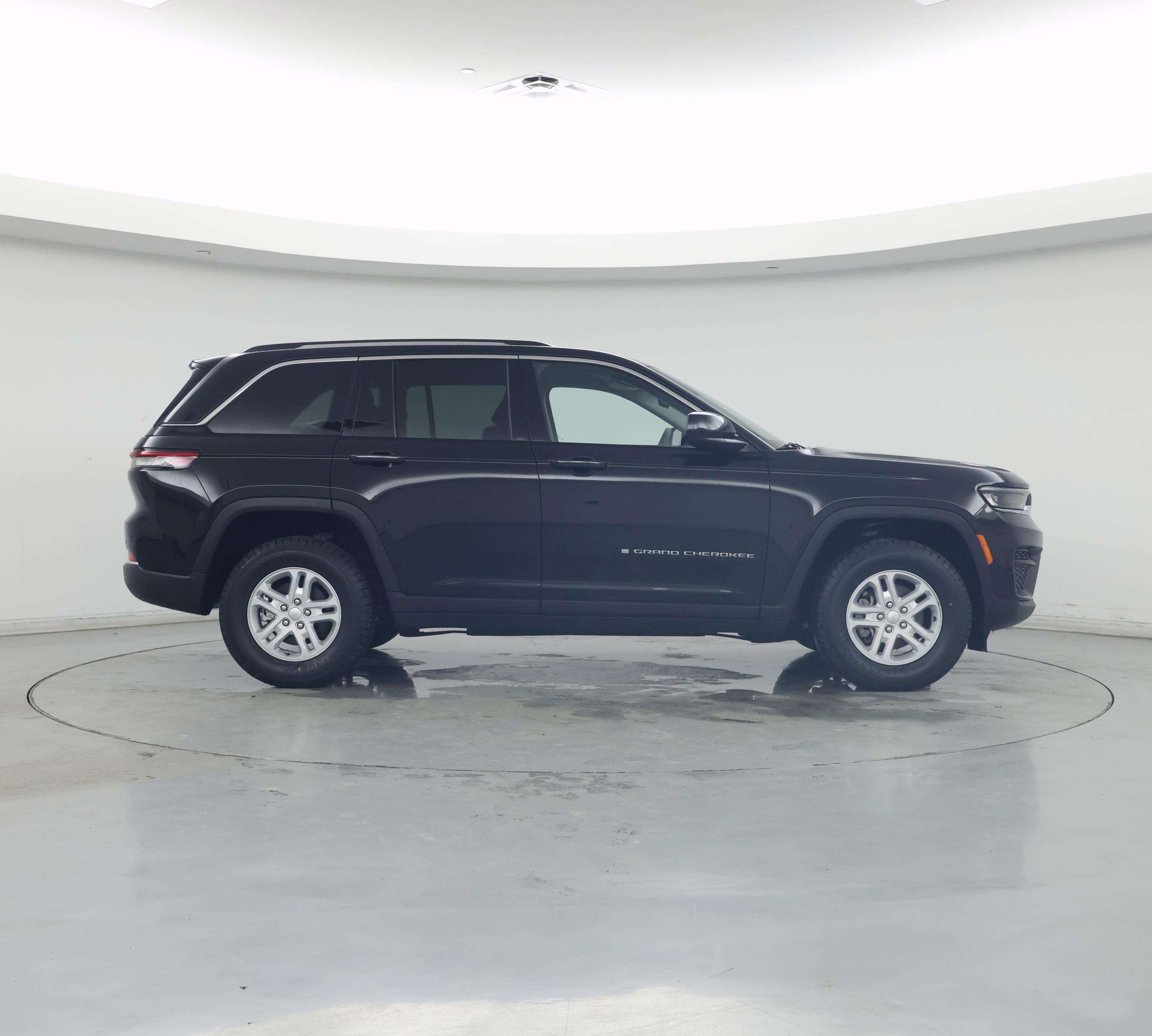 Thumbnail: 2023 Jeep Grand Cherokee - 7