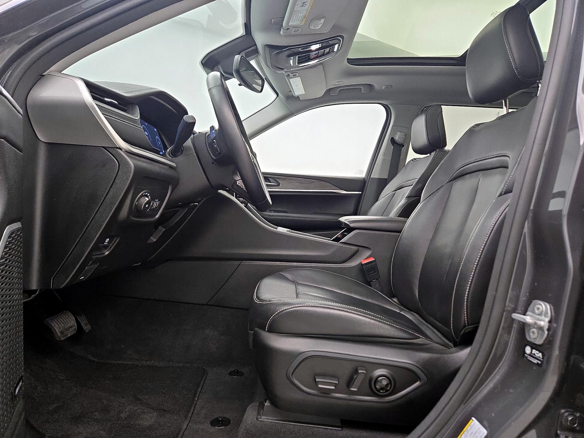 Thumbnail: 2022 Jeep Grand Cherokee L - 11