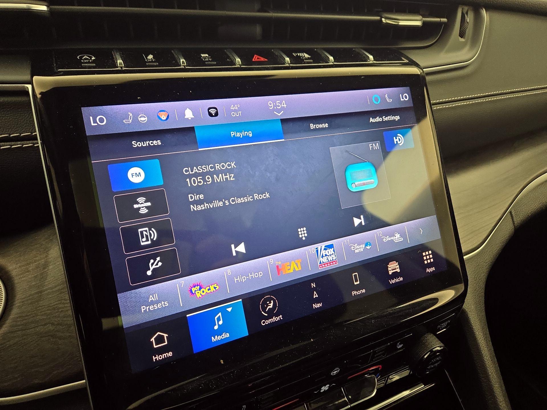 Thumbnail: 2022 Jeep Grand Cherokee L - 16