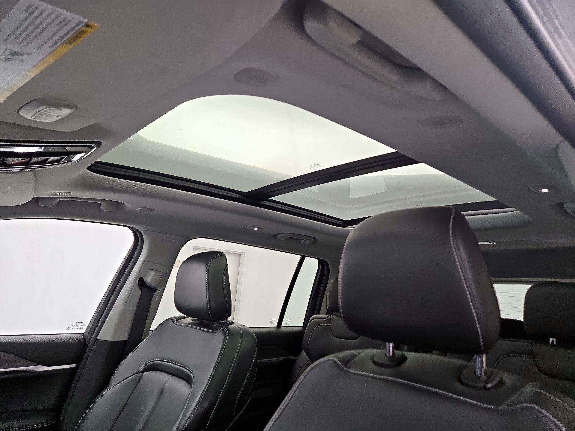 Thumbnail: 2022 Jeep Grand Cherokee L - 20